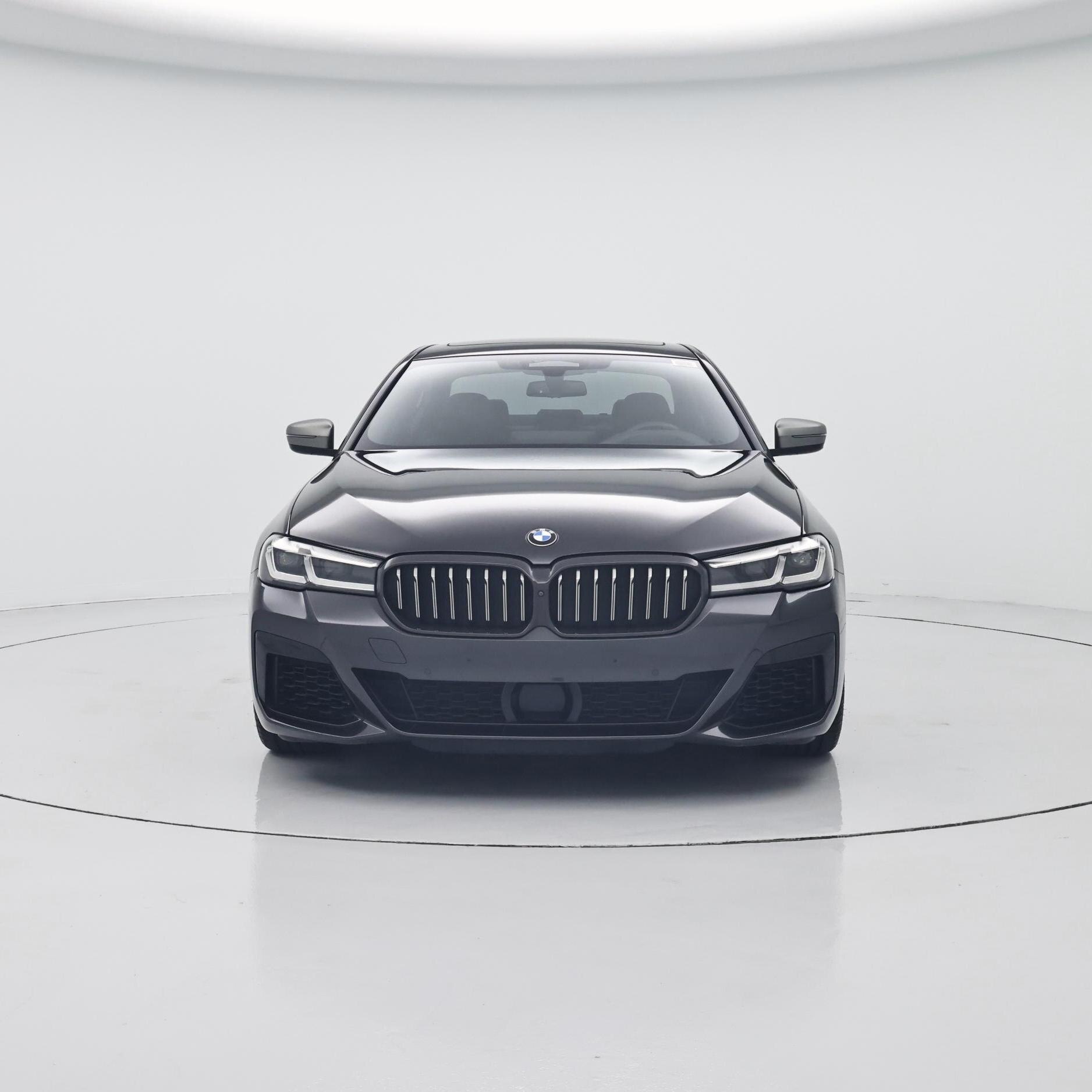 Thumbnail: 2021 BMW 5 Series - 5