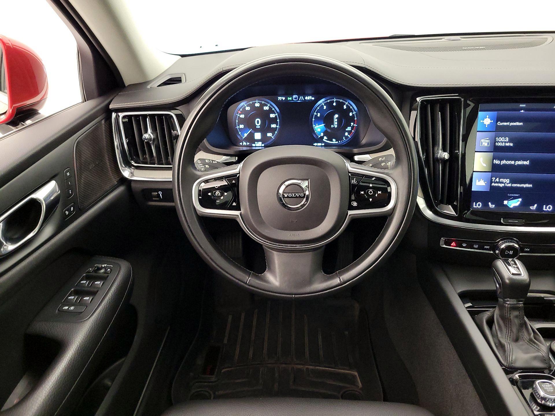 Thumbnail: 2019 Volvo S60 - 10