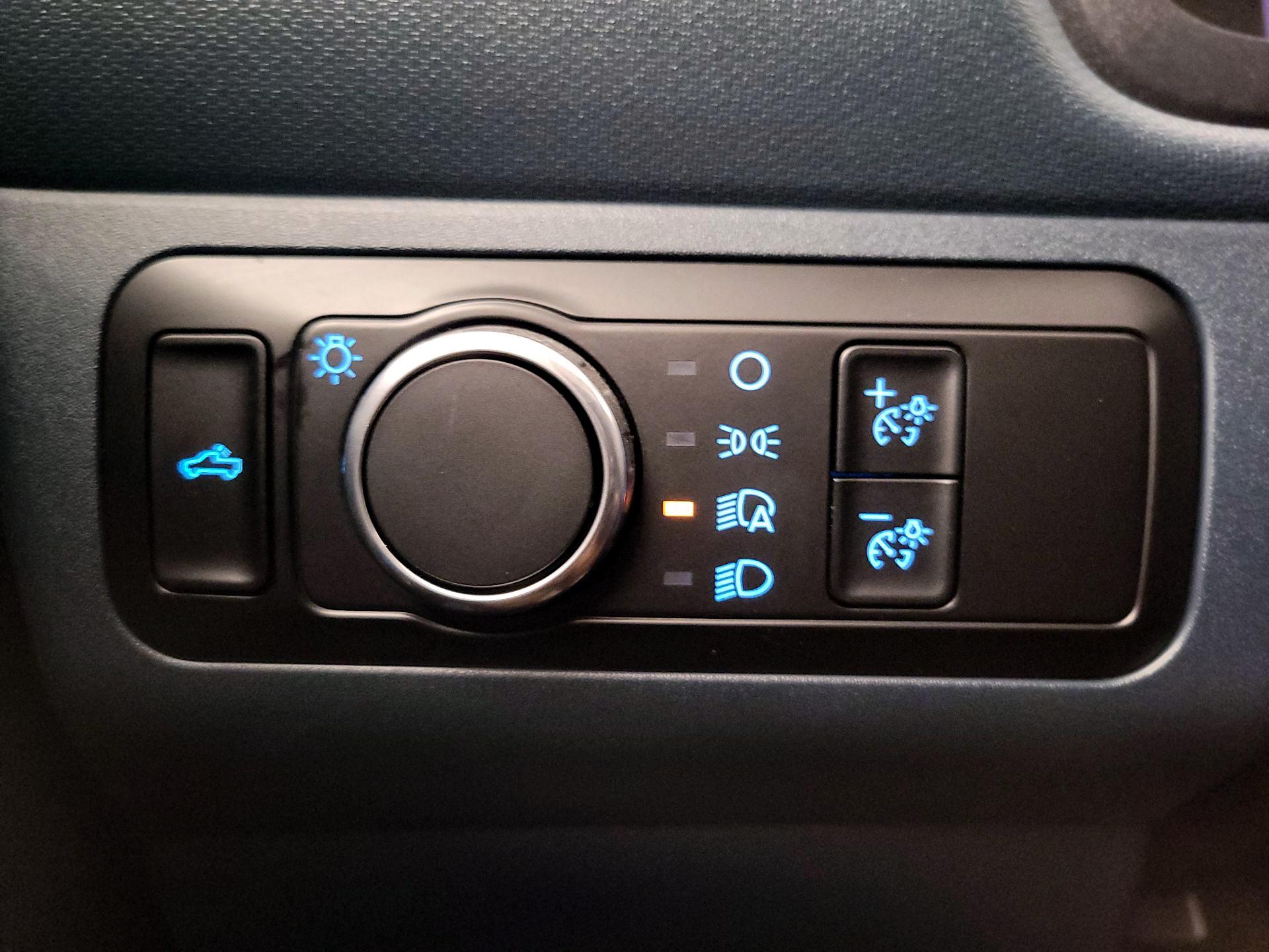 Thumbnail: 2025 Ford Maverick - 13