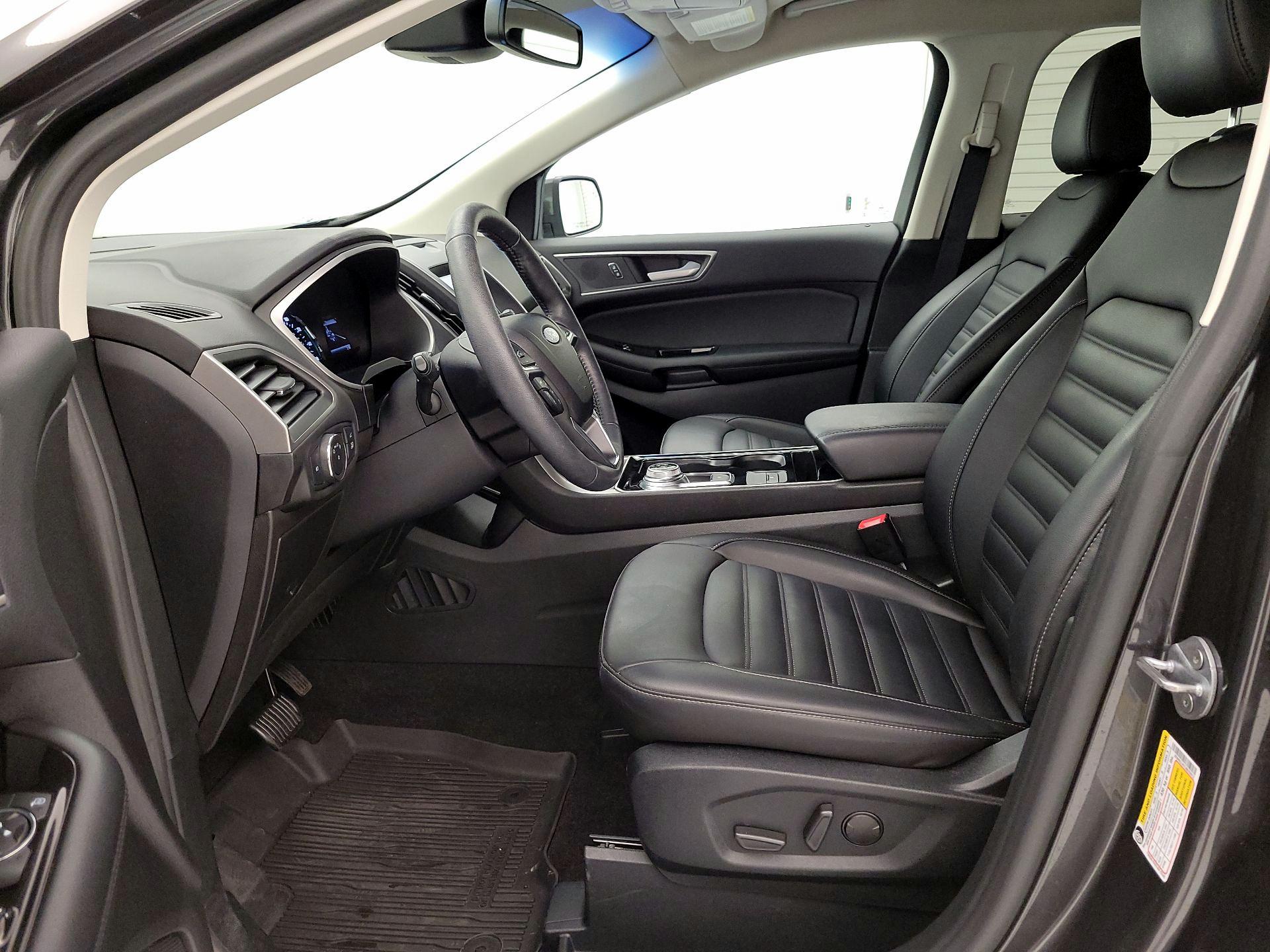 Thumbnail: 2020 Ford Edge - 11