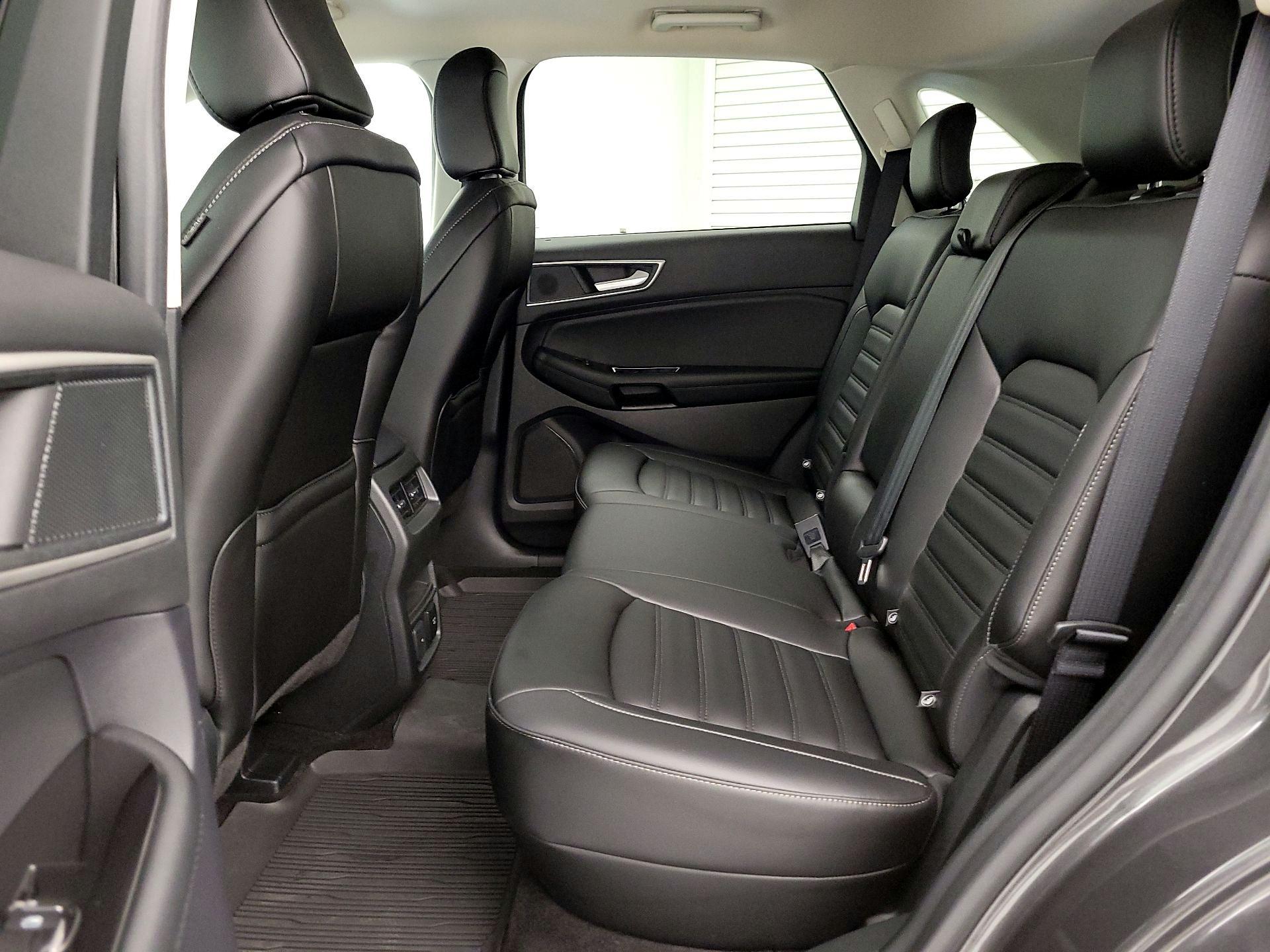 Thumbnail: 2020 Ford Edge - 20