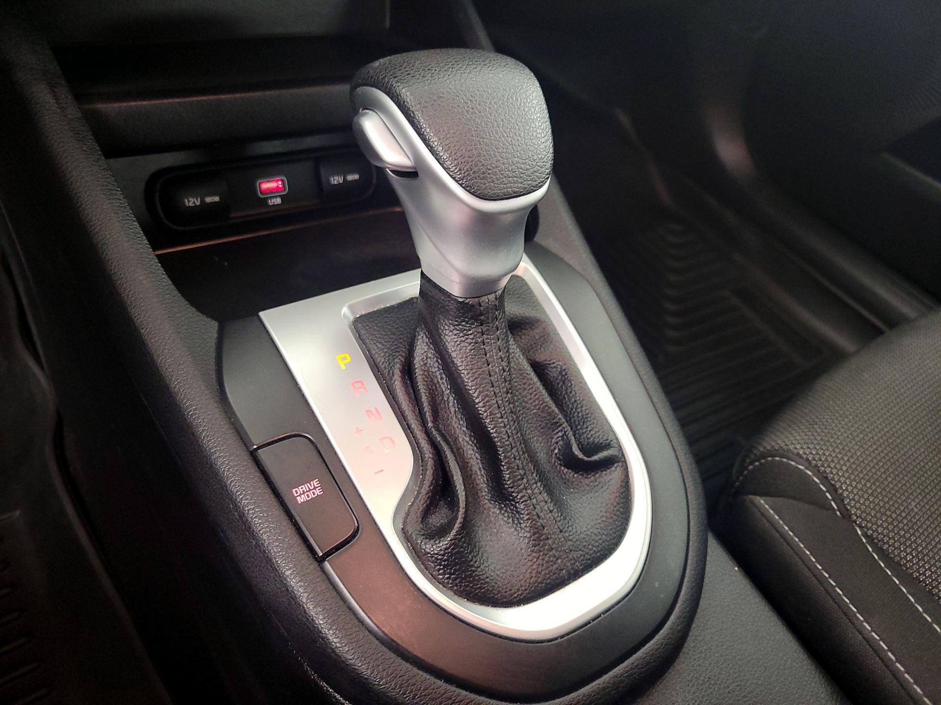 Thumbnail: 2023 Kia Forte - 17