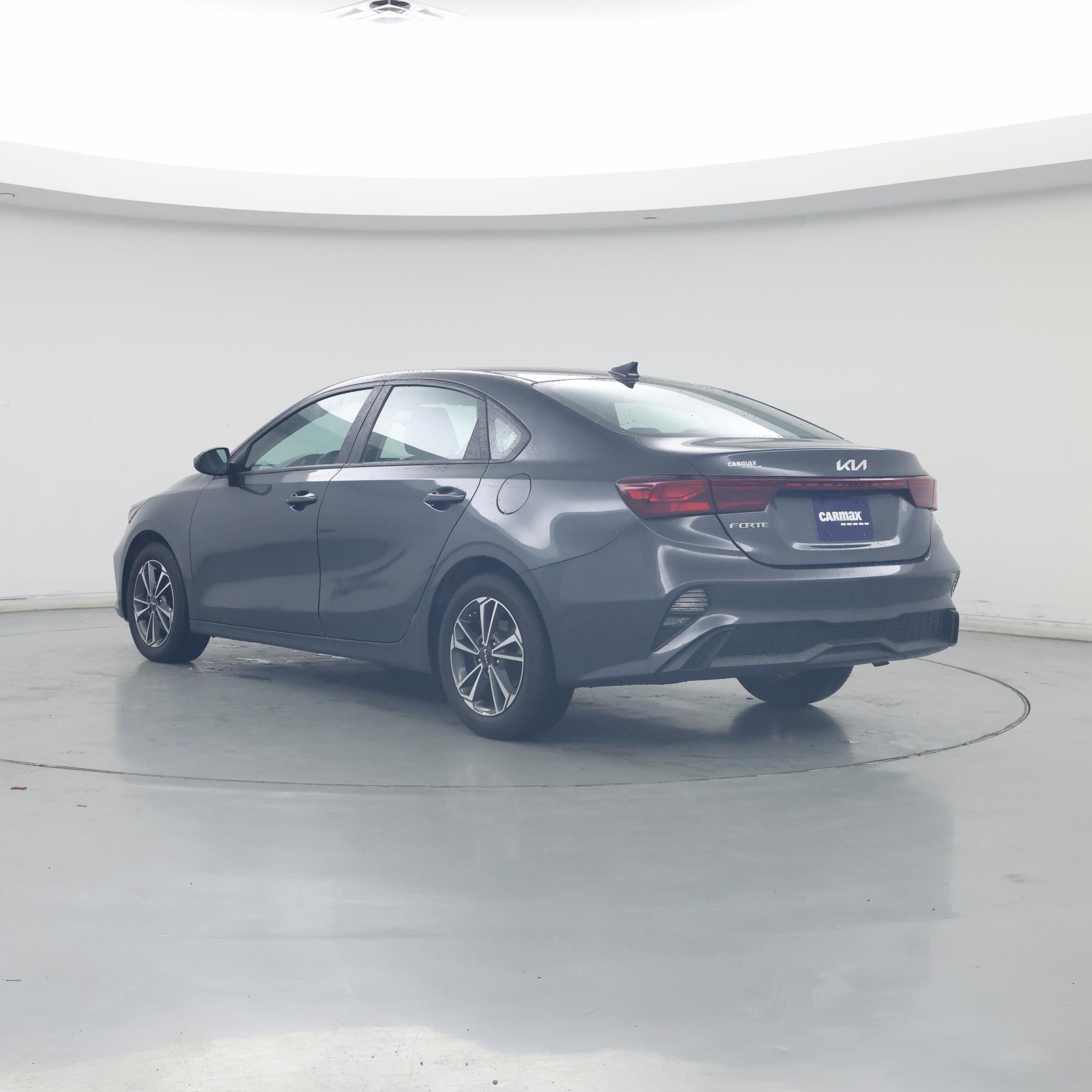 Thumbnail: 2023 Kia Forte - 2