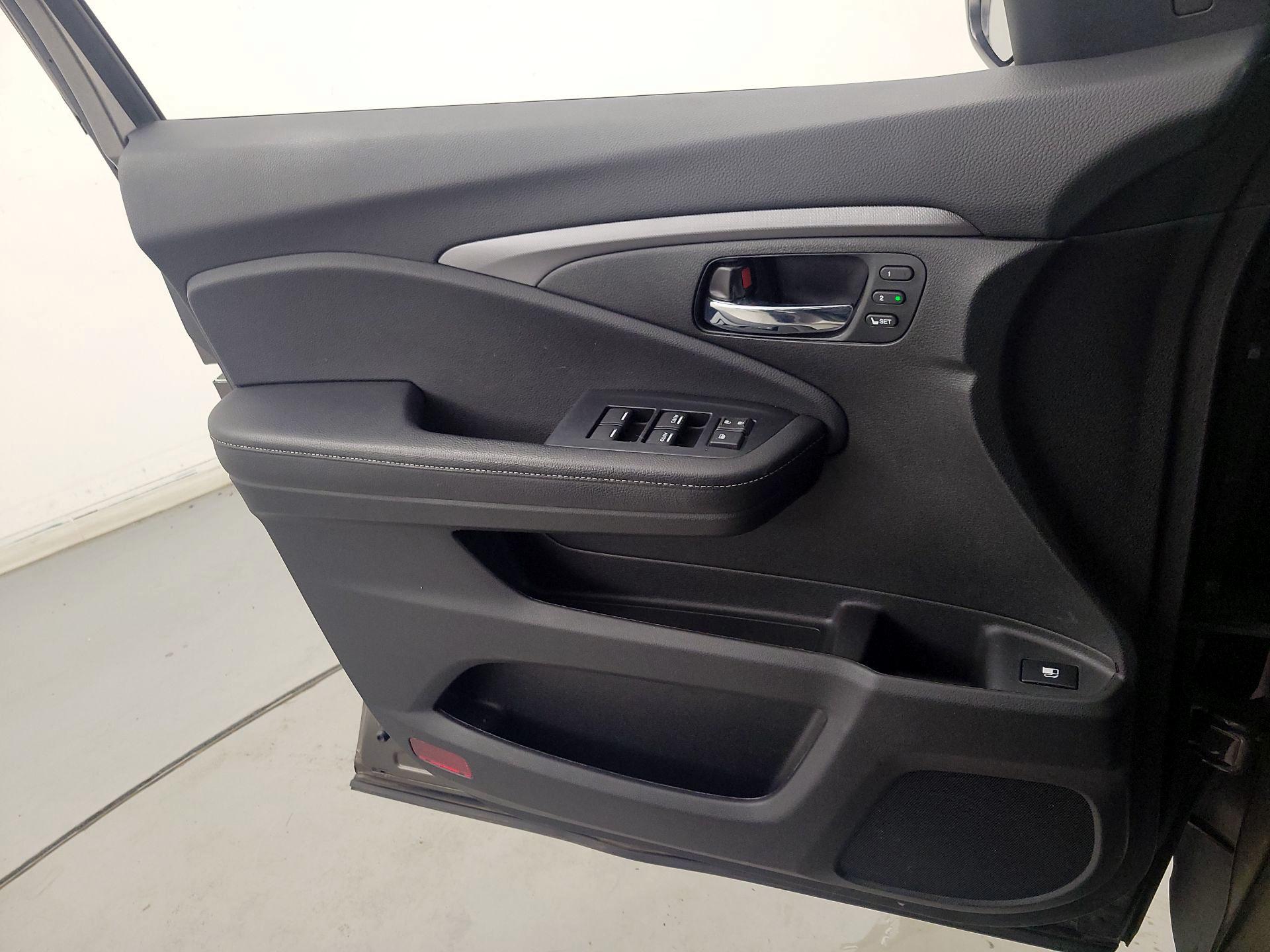 Thumbnail: 2023 Honda Ridgeline - 12