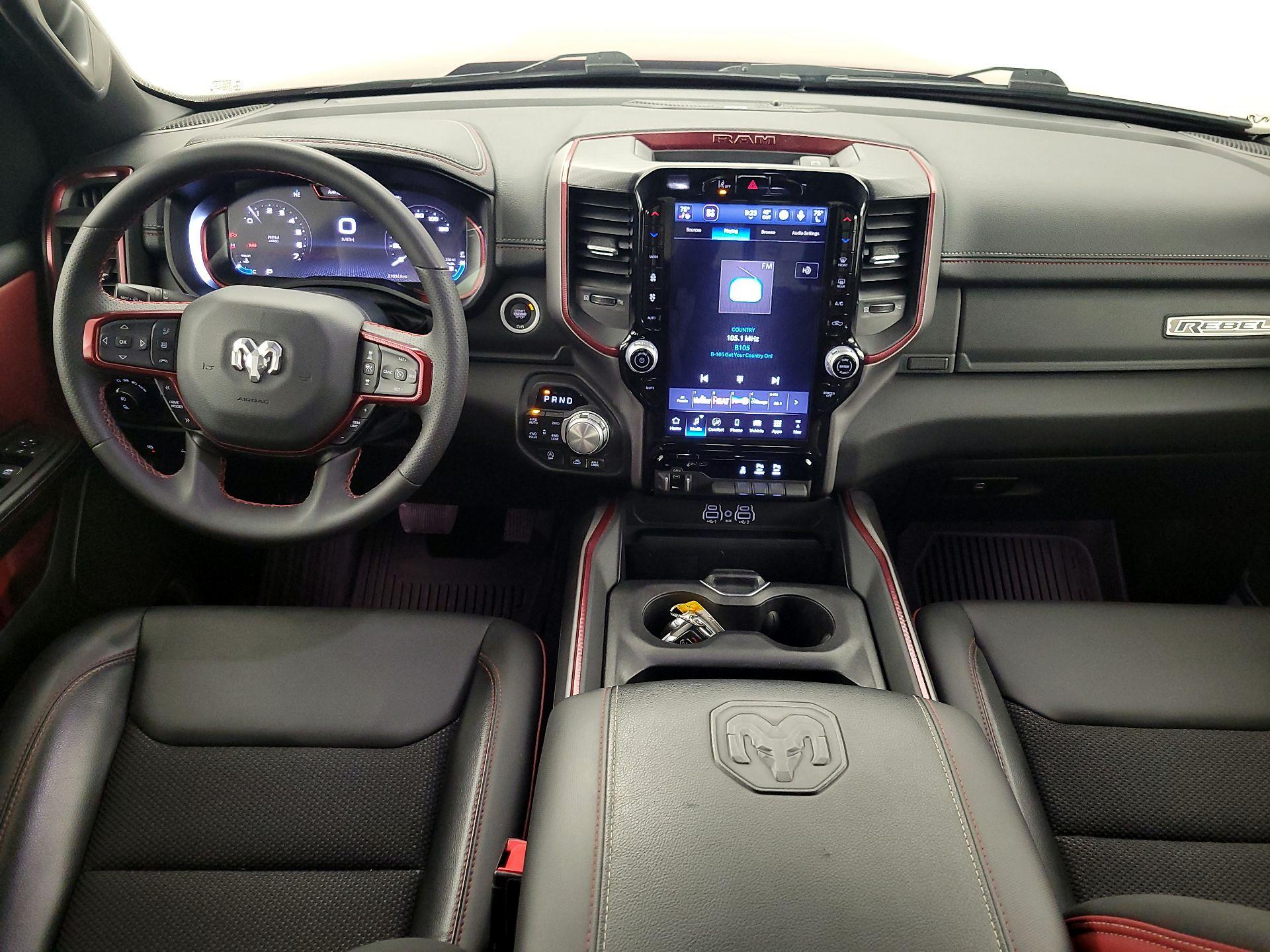 Thumbnail: 2025 RAM 1500 - 9