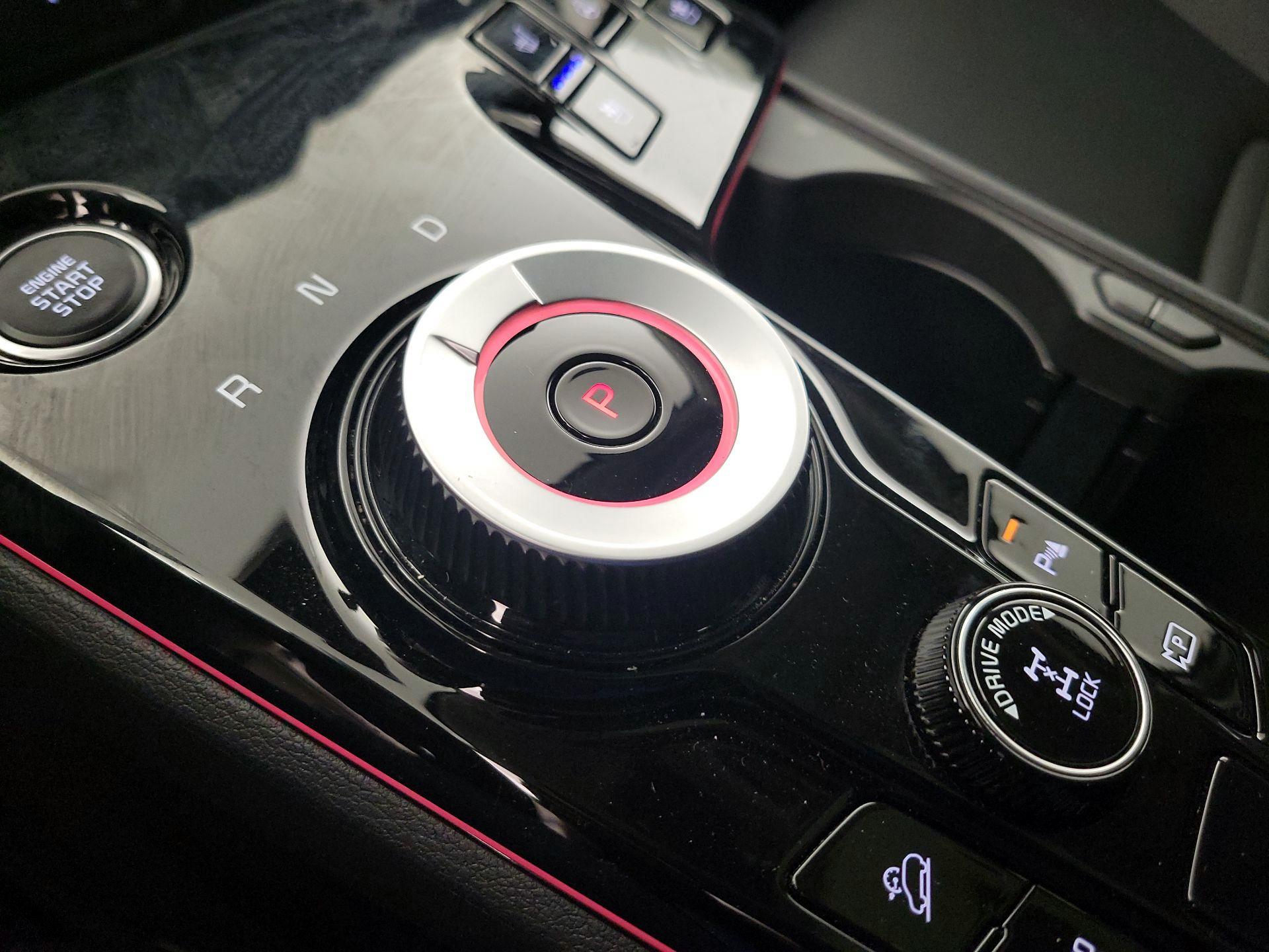 Thumbnail: 2025 Kia Sportage - 18