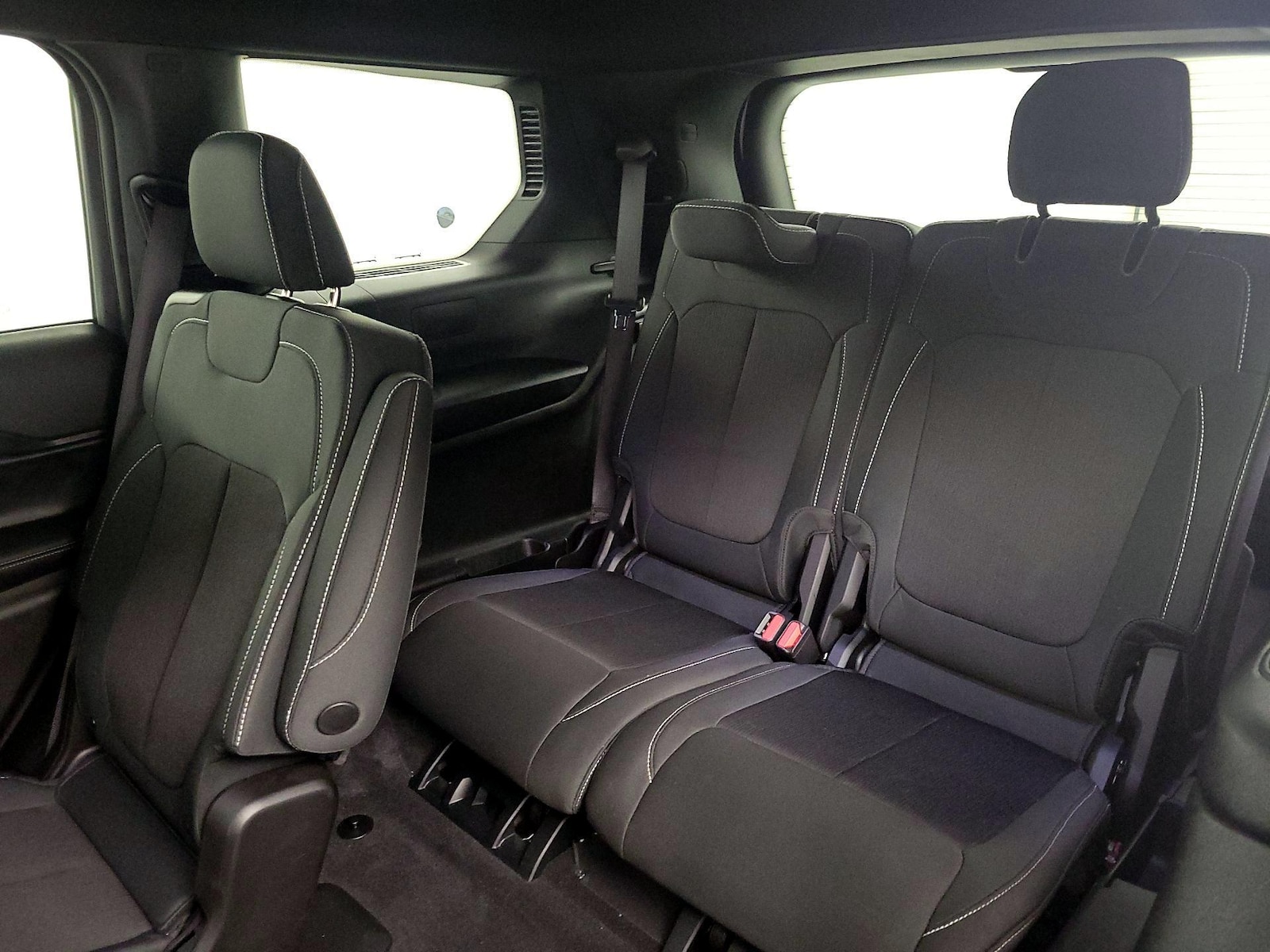 2025 Jeep Grand Cherokee L Laredo - Photo 22