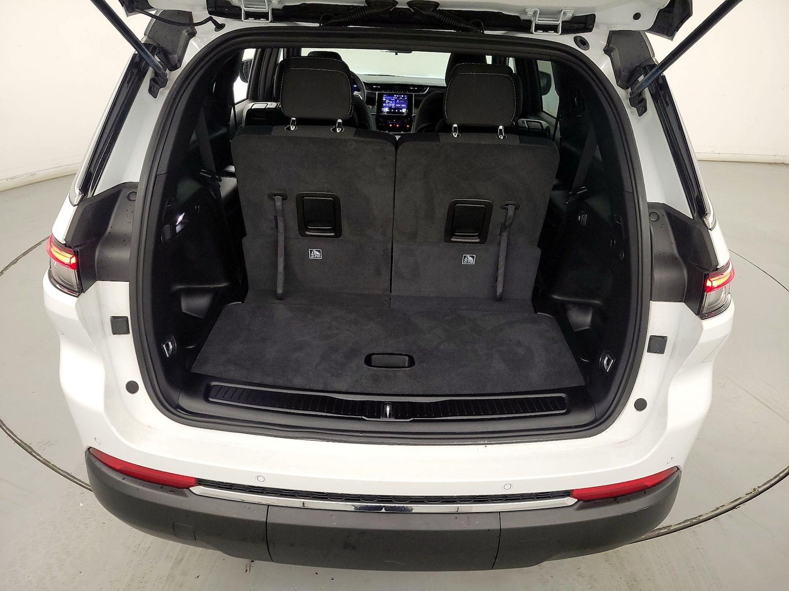 2025 Jeep Grand Cherokee L Laredo - Photo 23