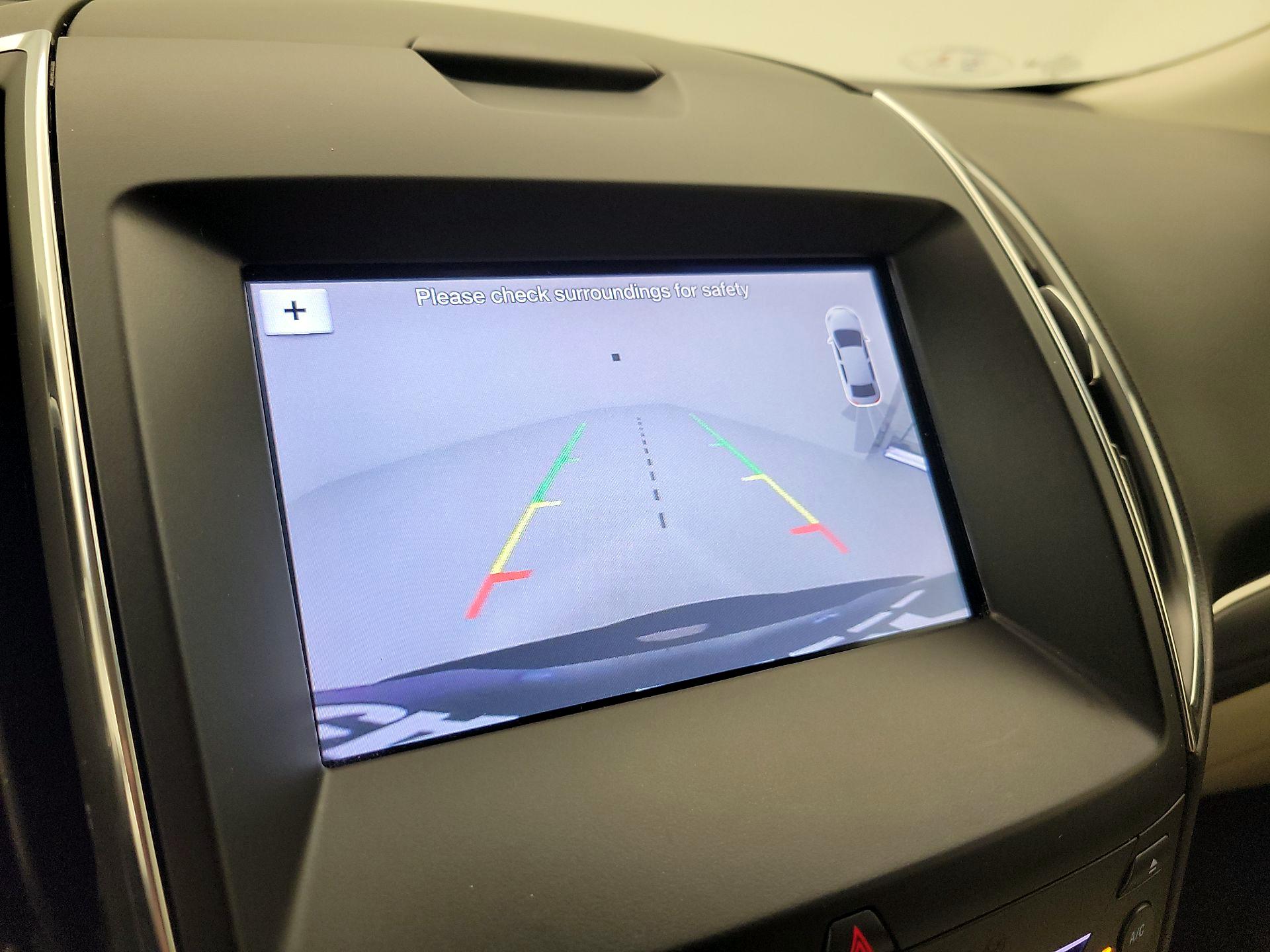 Thumbnail: 2019 Ford Edge - 14