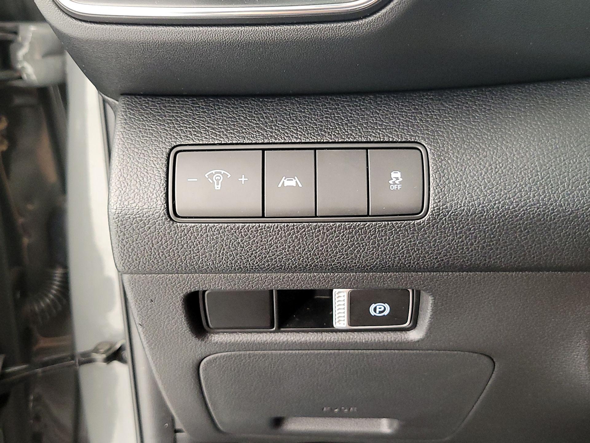 Thumbnail: 2021 Hyundai Santa Fe - 13