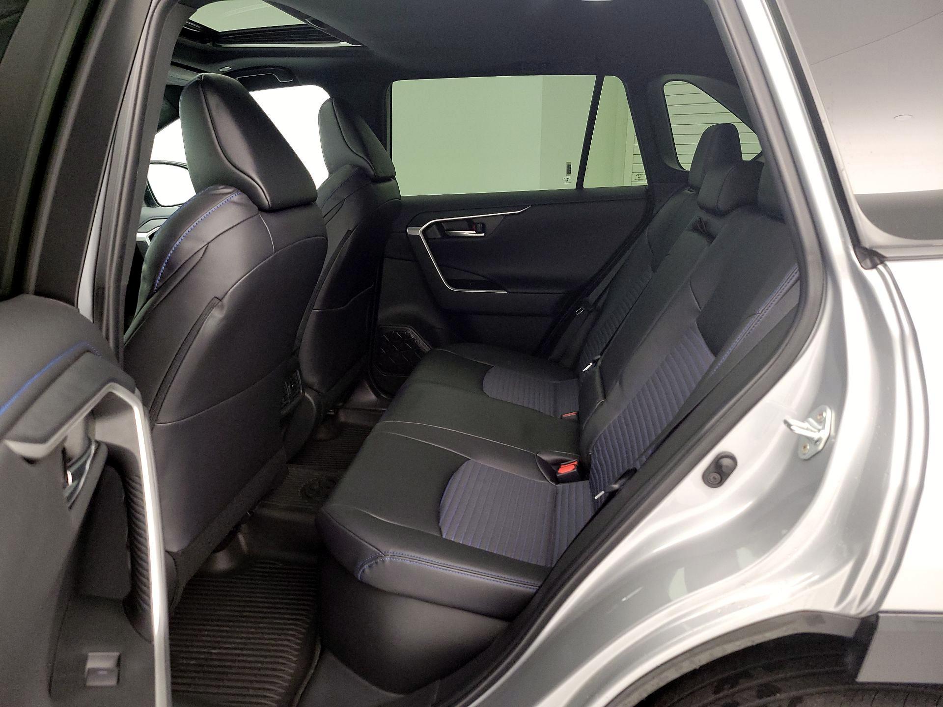 Thumbnail: 2024 Toyota RAV4 - 20