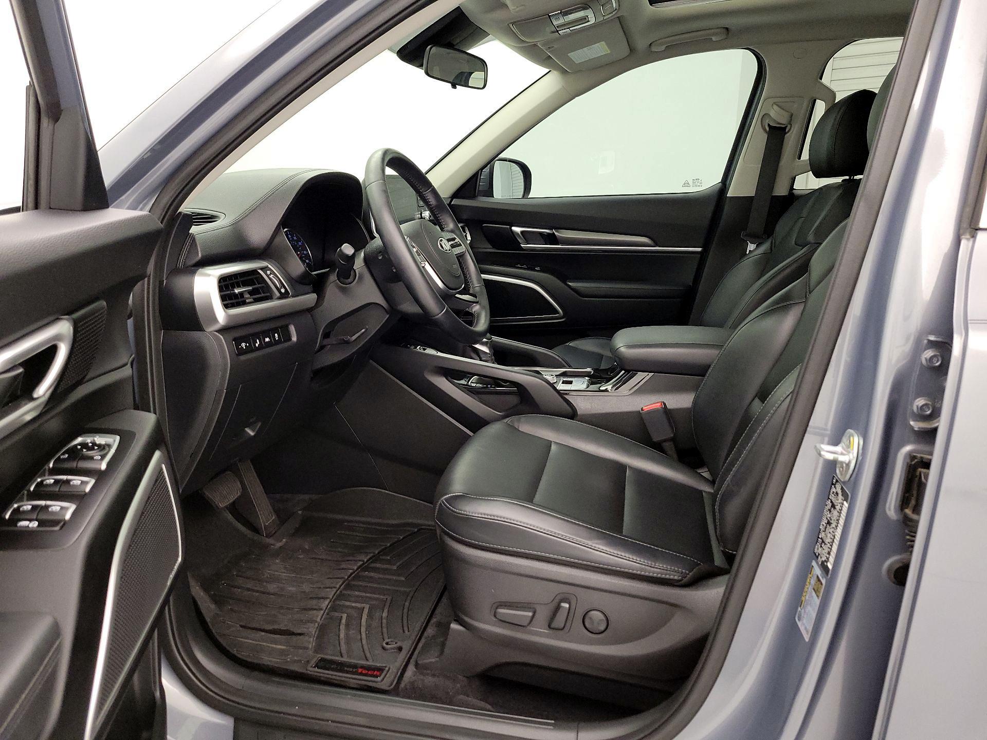 Thumbnail: 2020 Kia Telluride - 11