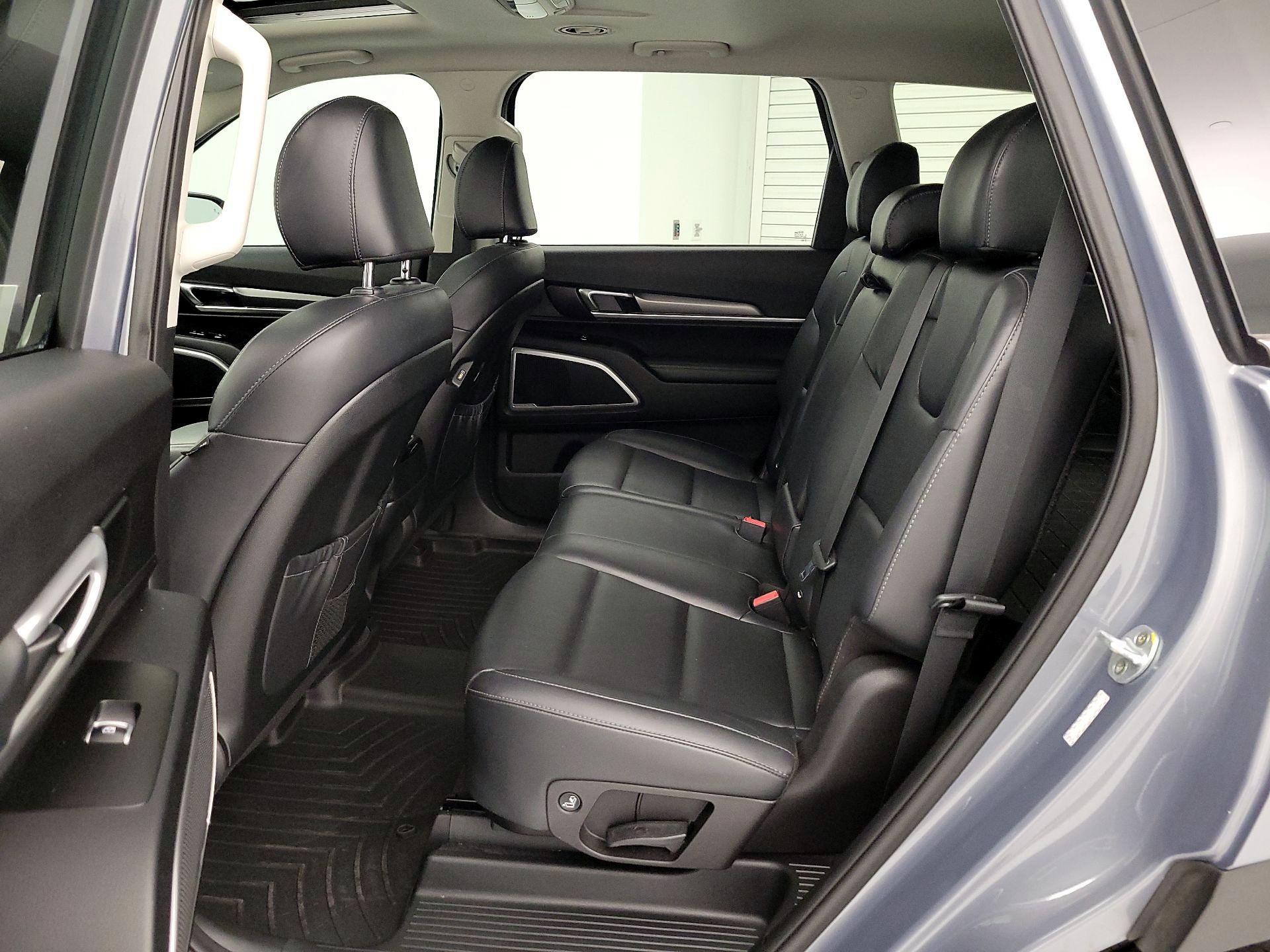 Thumbnail: 2020 Kia Telluride - 20