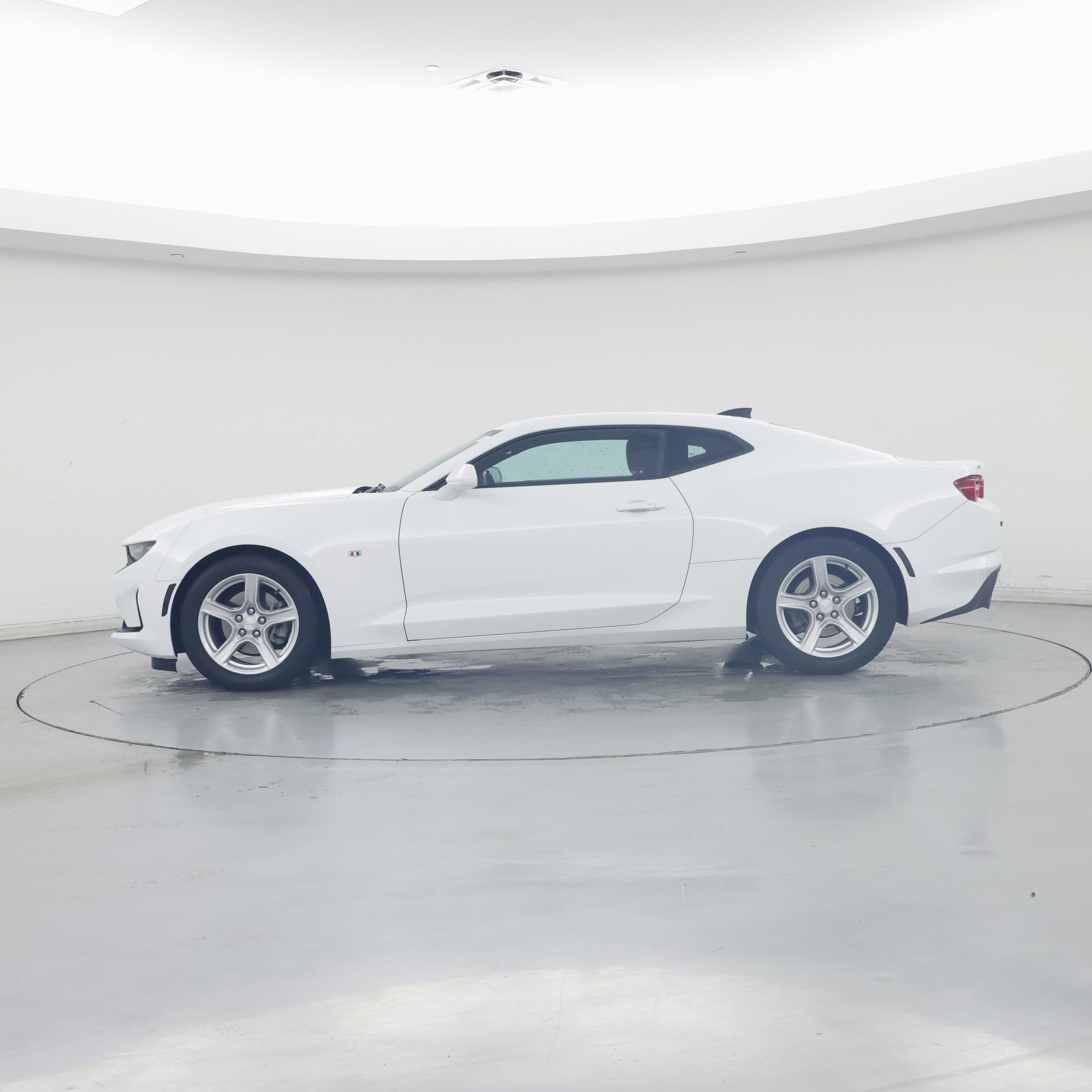 Thumbnail: 2021 Chevrolet Camaro - 3