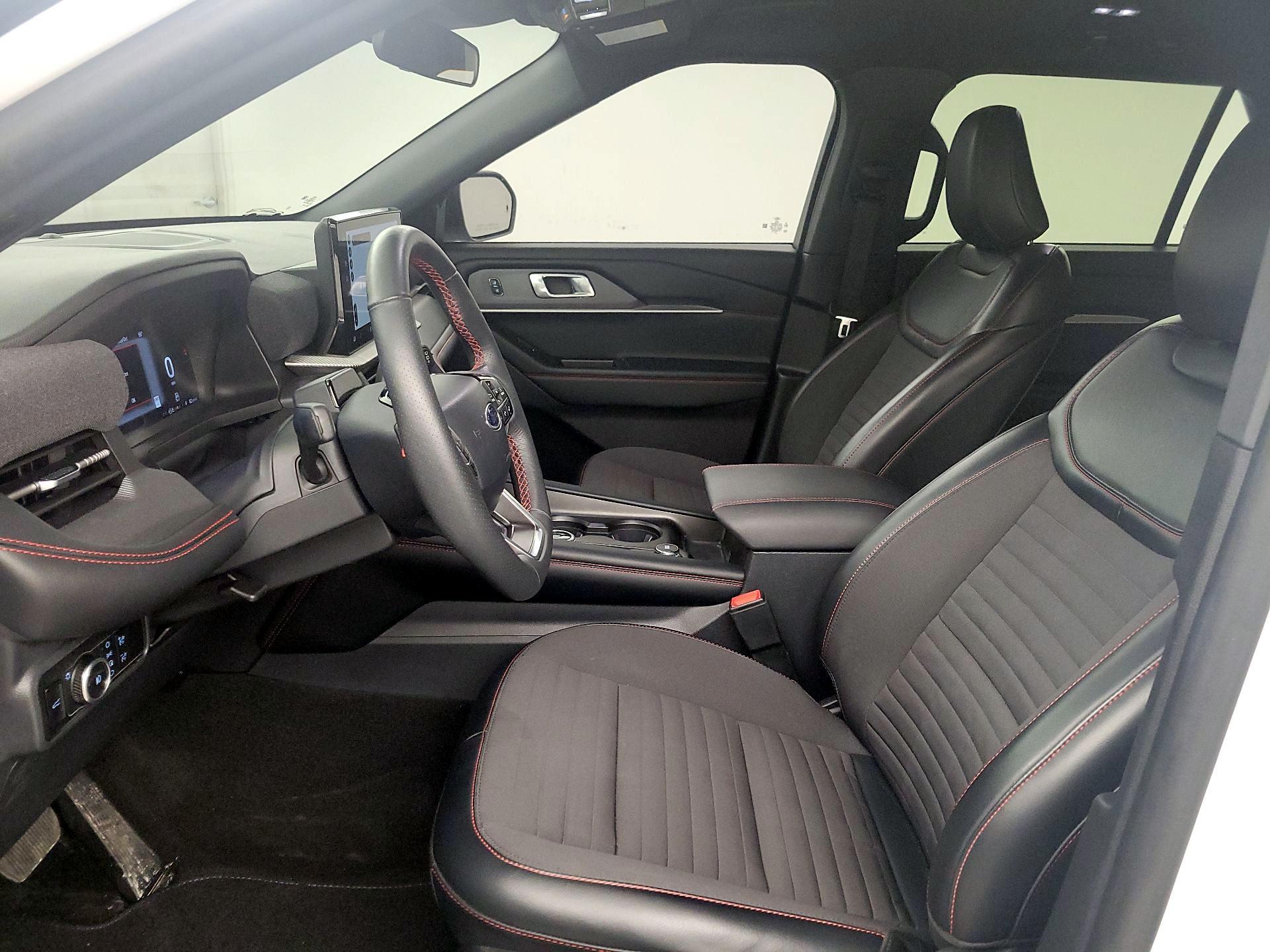 Thumbnail: 2025 Ford Explorer - 11