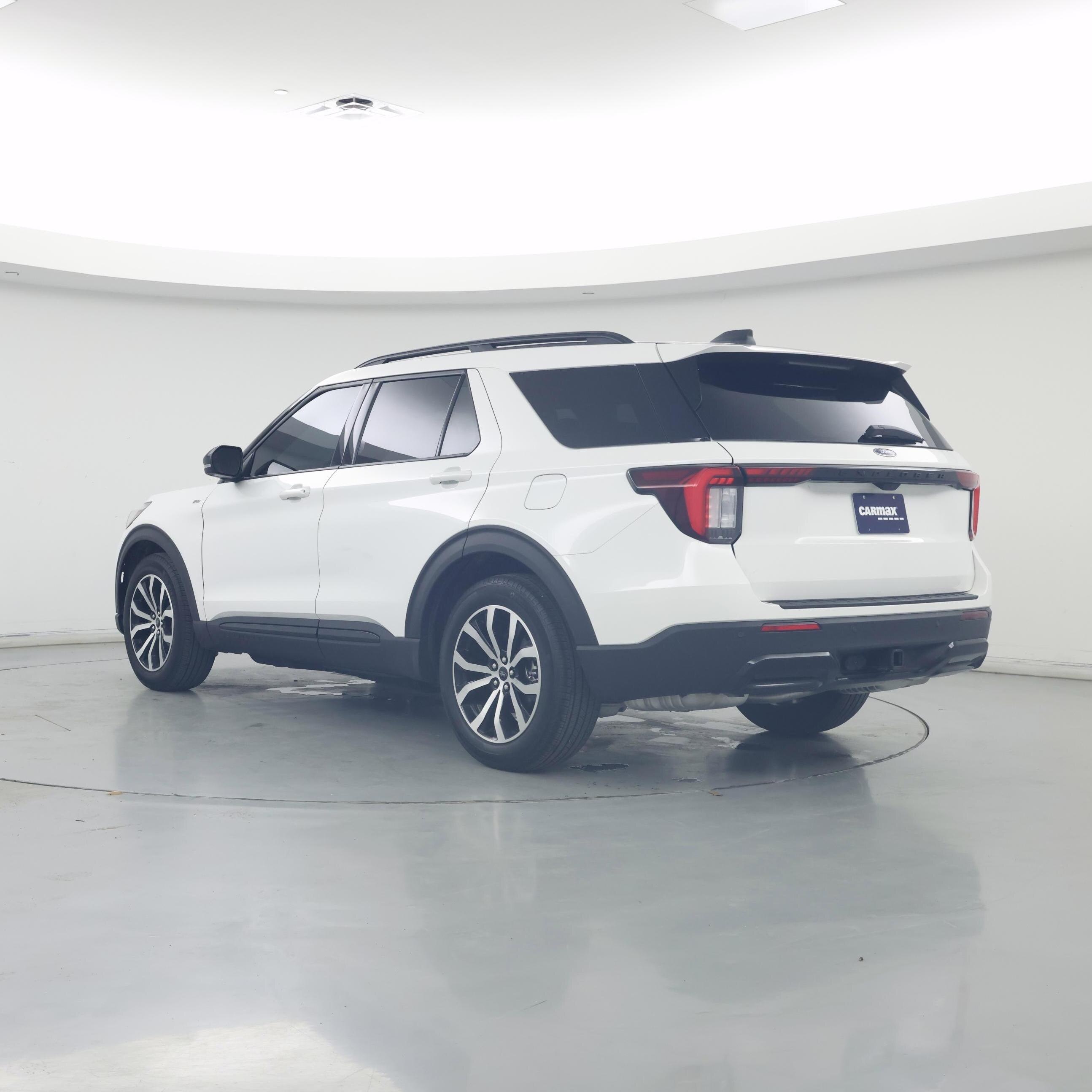 Thumbnail: 2025 Ford Explorer - 2