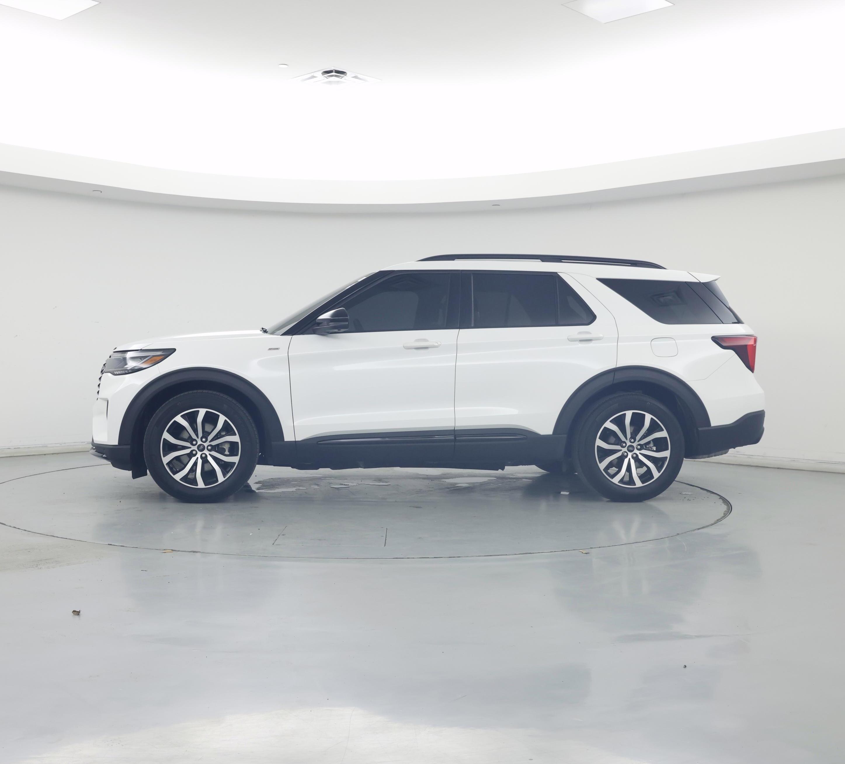 Thumbnail: 2025 Ford Explorer - 3