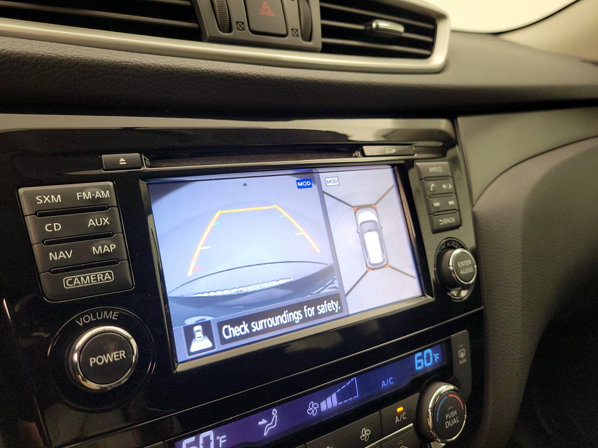 Thumbnail: 2015 Nissan Rogue - 15