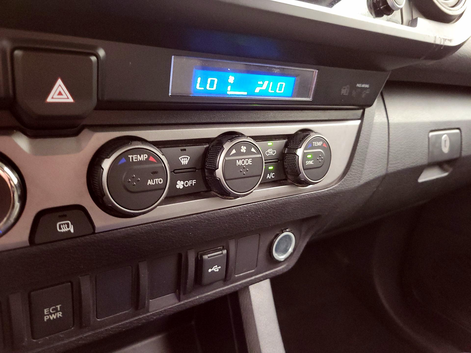 Thumbnail: 2021 Toyota Tacoma - 16