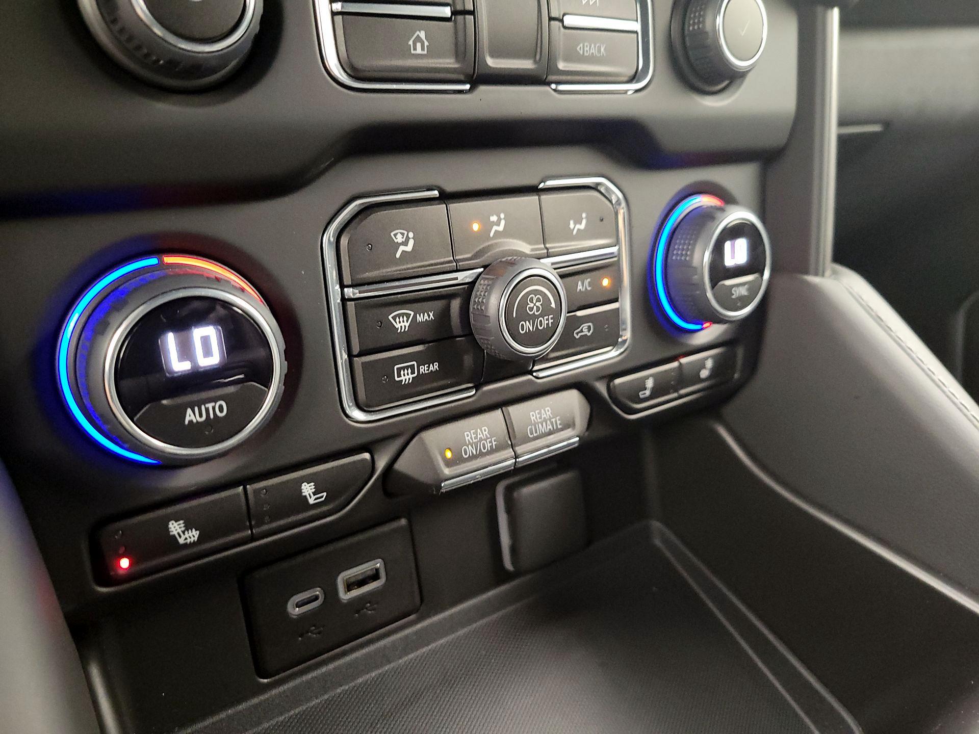 Thumbnail: 2023 Chevrolet Tahoe - 16