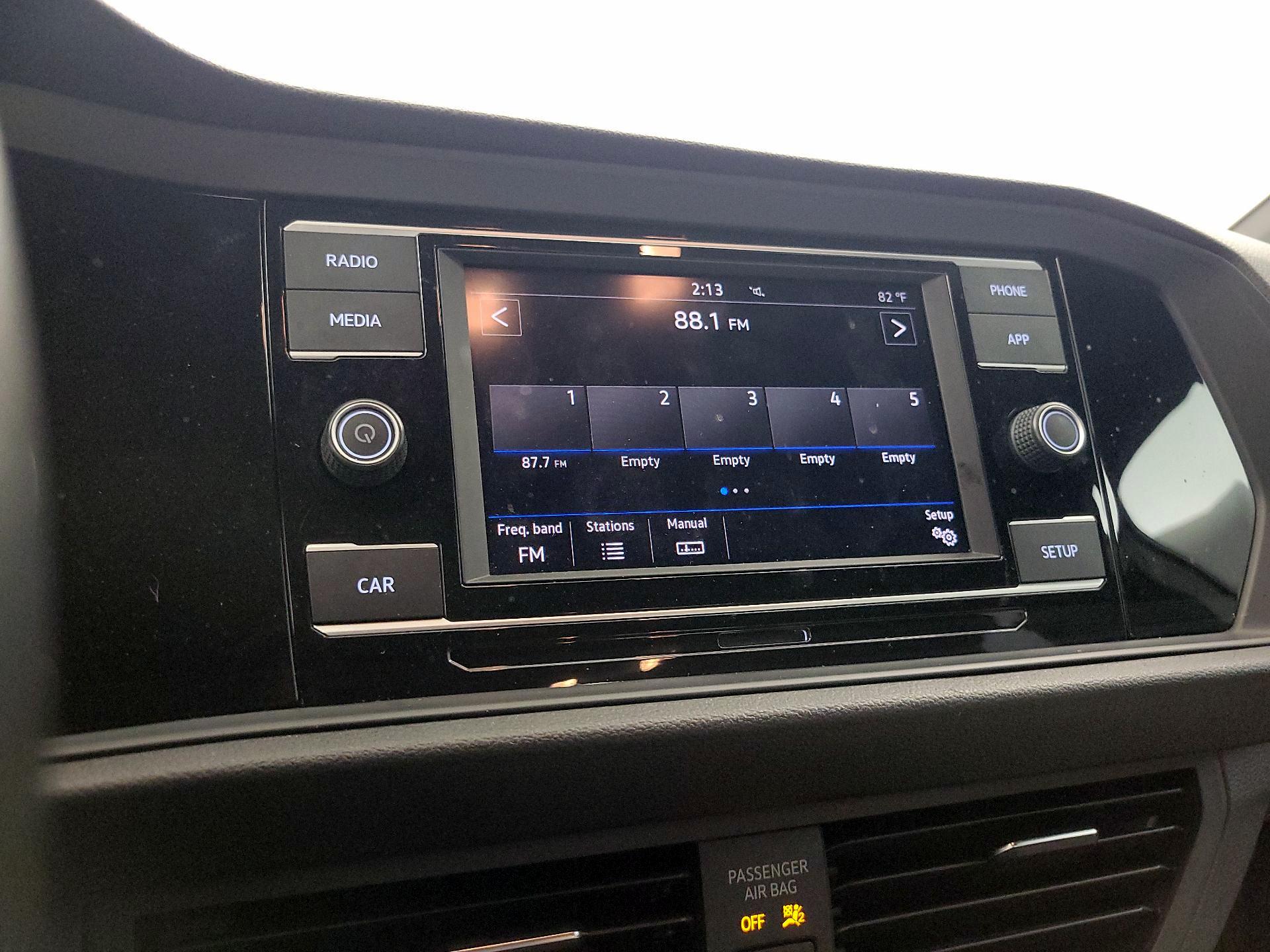 Thumbnail: 2019 Volkswagen Jetta - 15