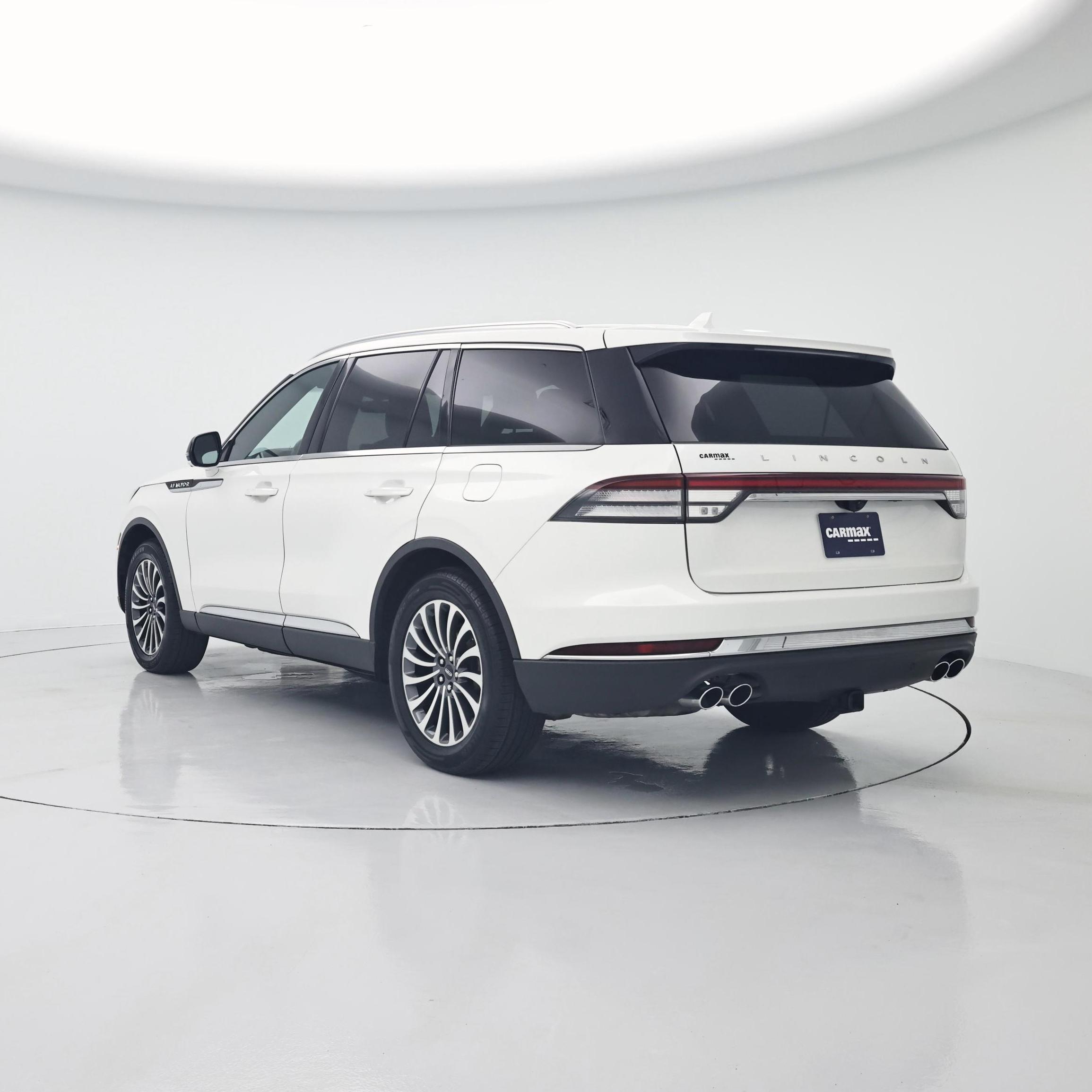 Thumbnail: 2022 Lincoln Aviator - 2