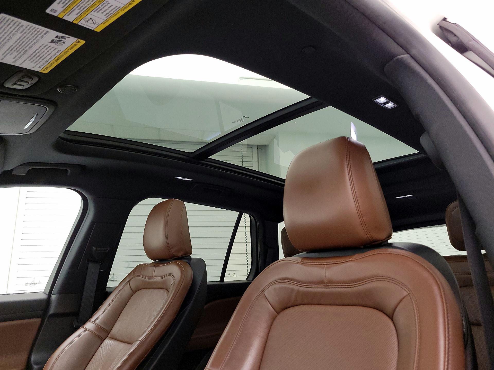 Thumbnail: 2022 Lincoln Aviator - 19