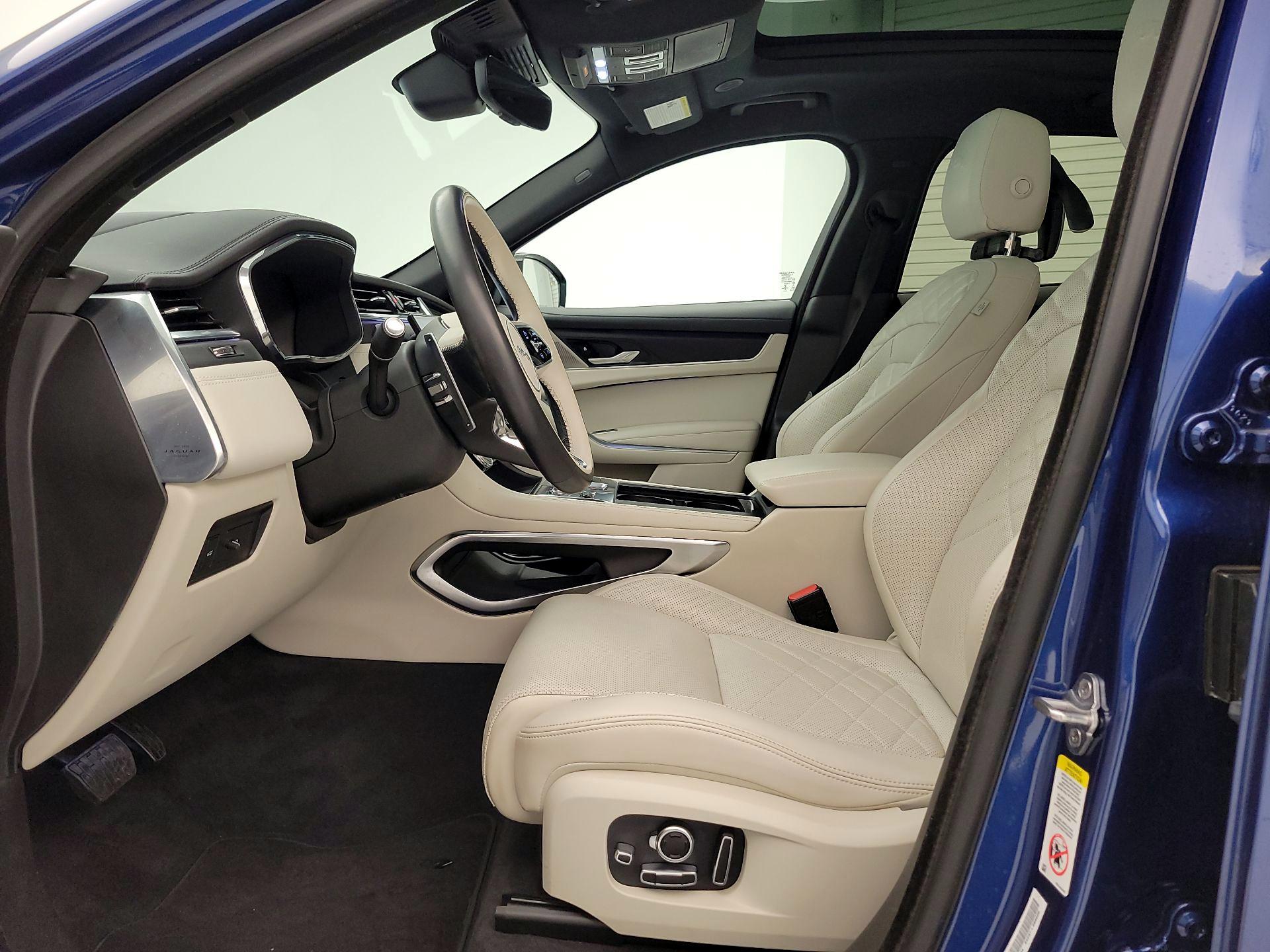 Thumbnail: 2023 Jaguar F-Pace - 11