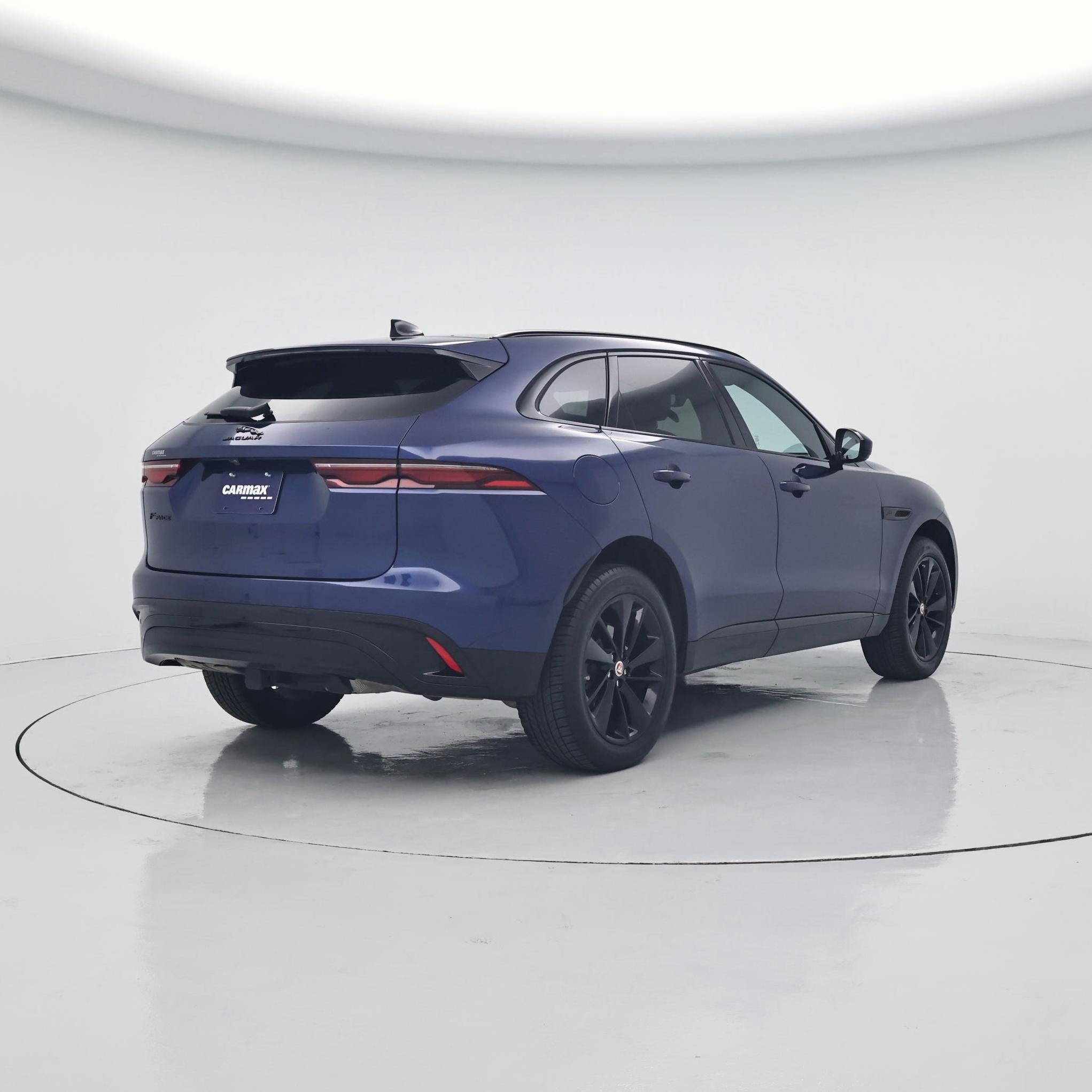 Thumbnail: 2023 Jaguar F-Pace - 8