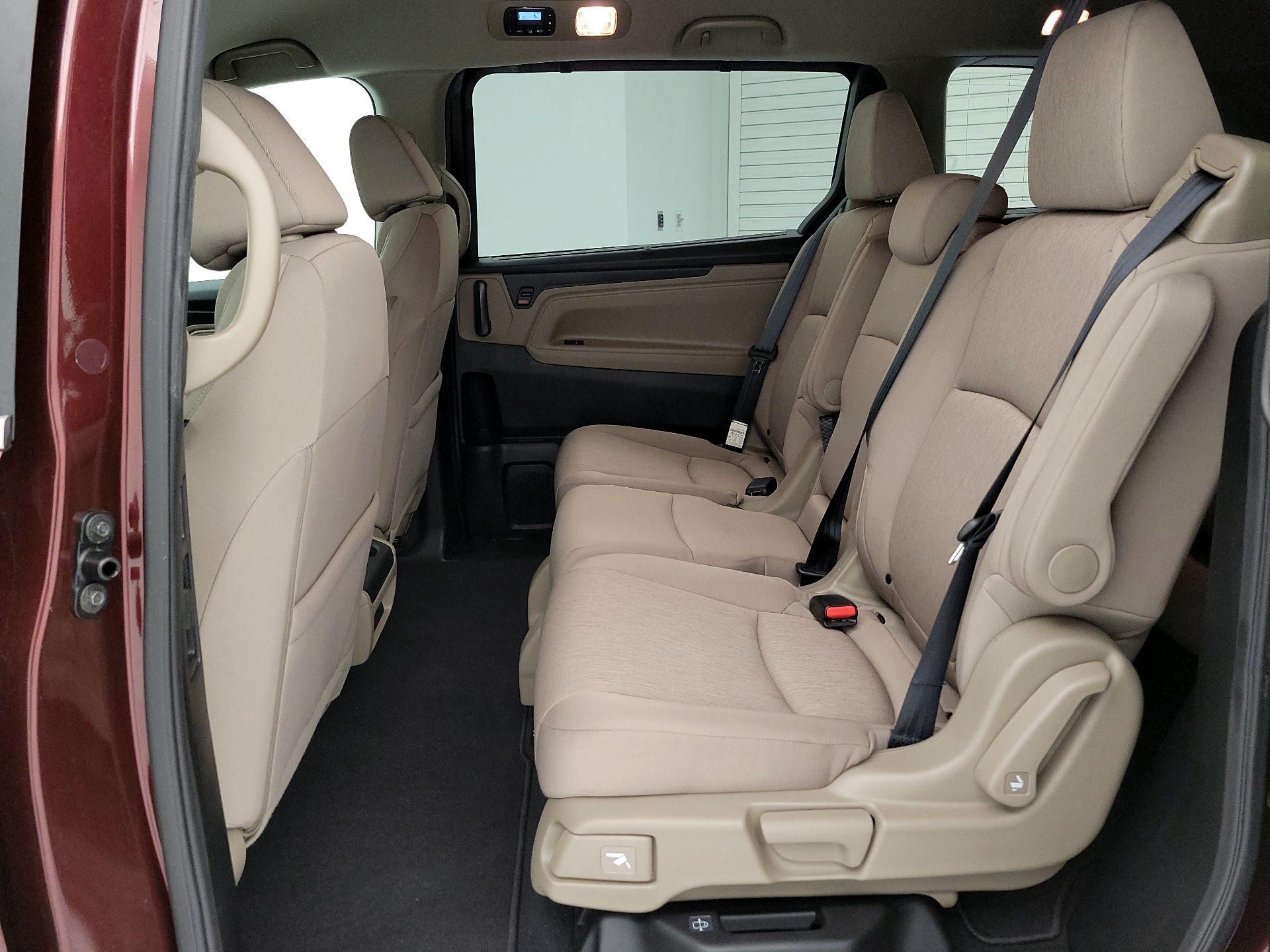 Thumbnail: 2018 Honda Odyssey - 19