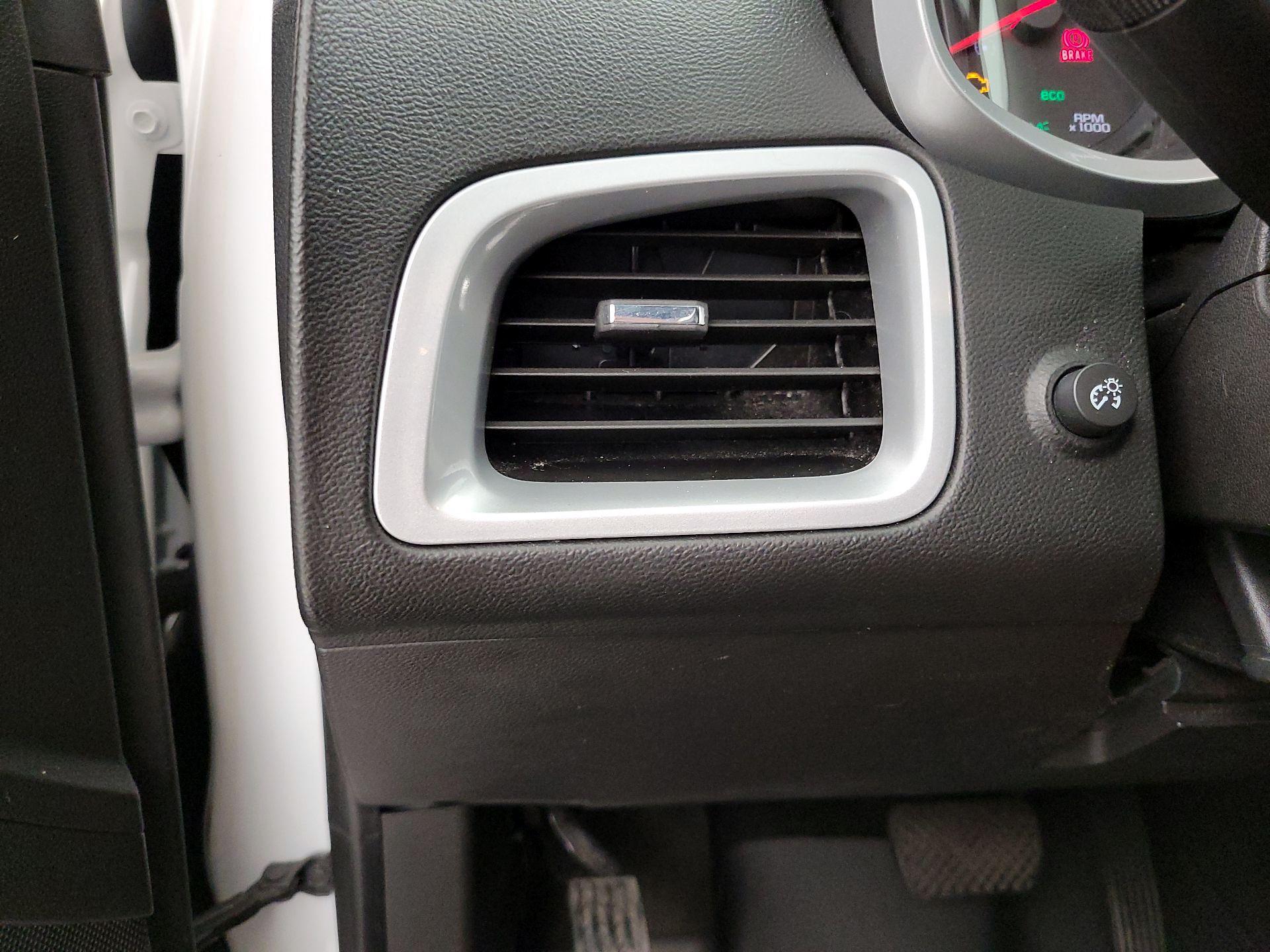 Thumbnail: 2017 Chevrolet Equinox - 13