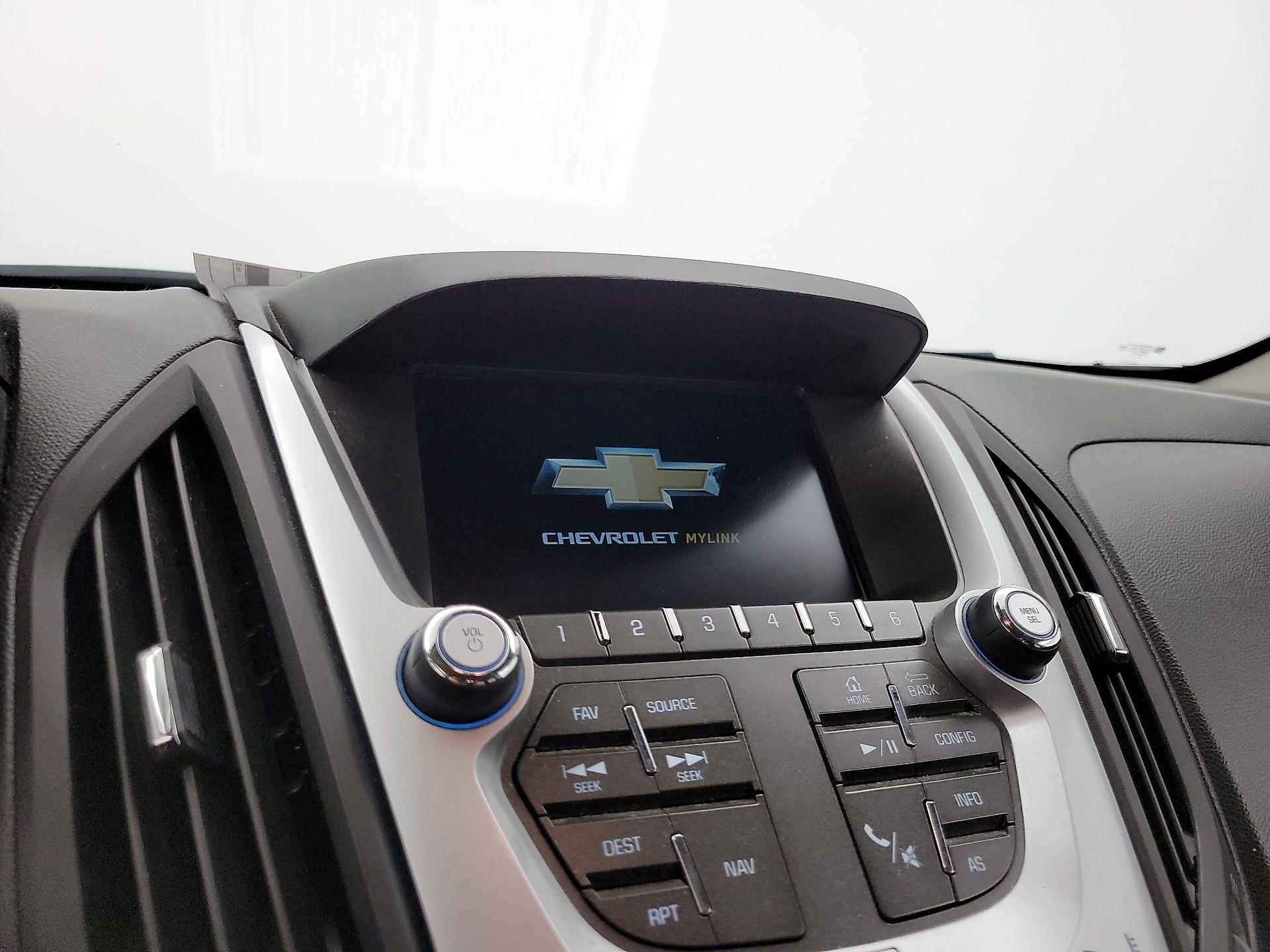 Thumbnail: 2017 Chevrolet Equinox - 16