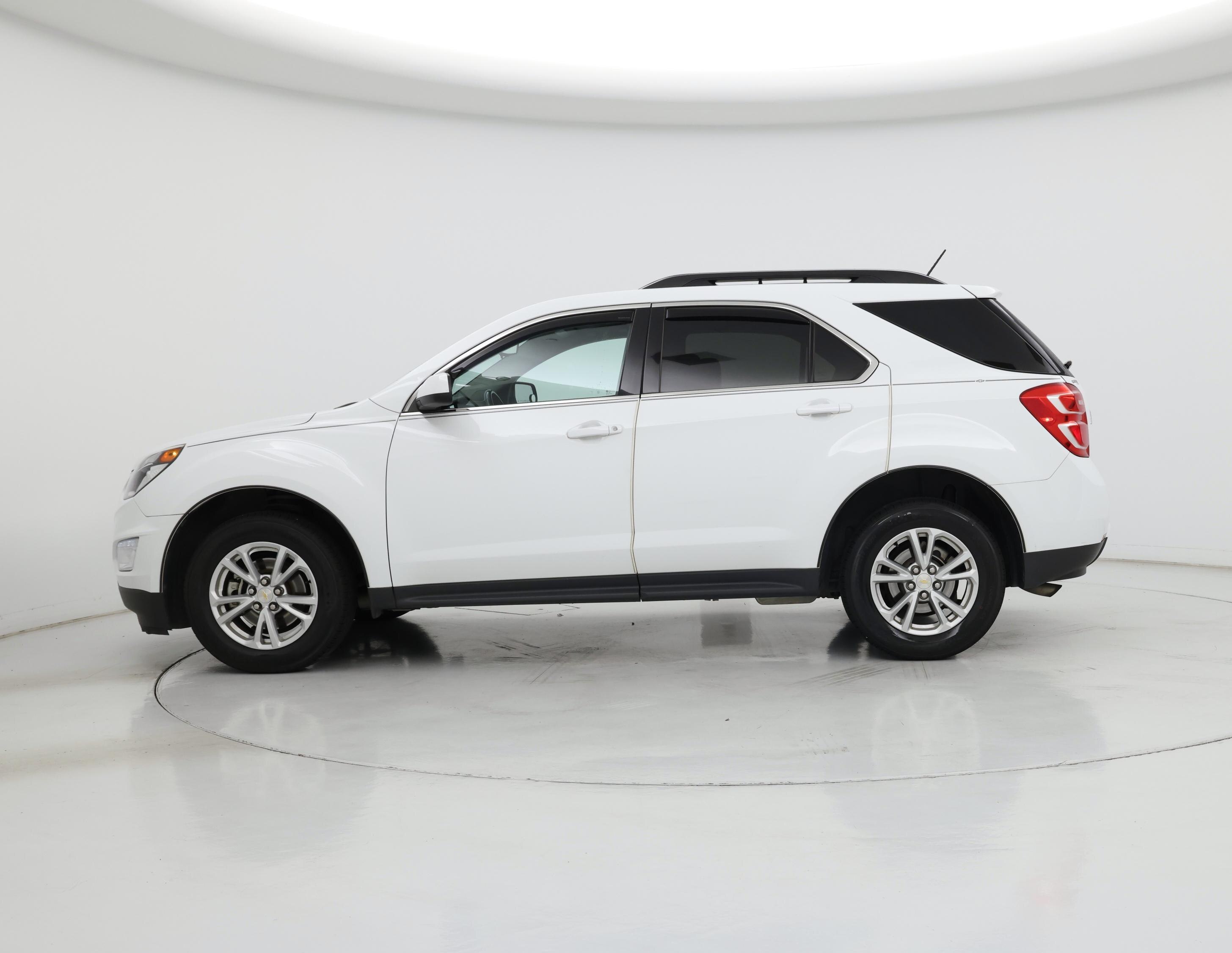 Thumbnail: 2017 Chevrolet Equinox - 3