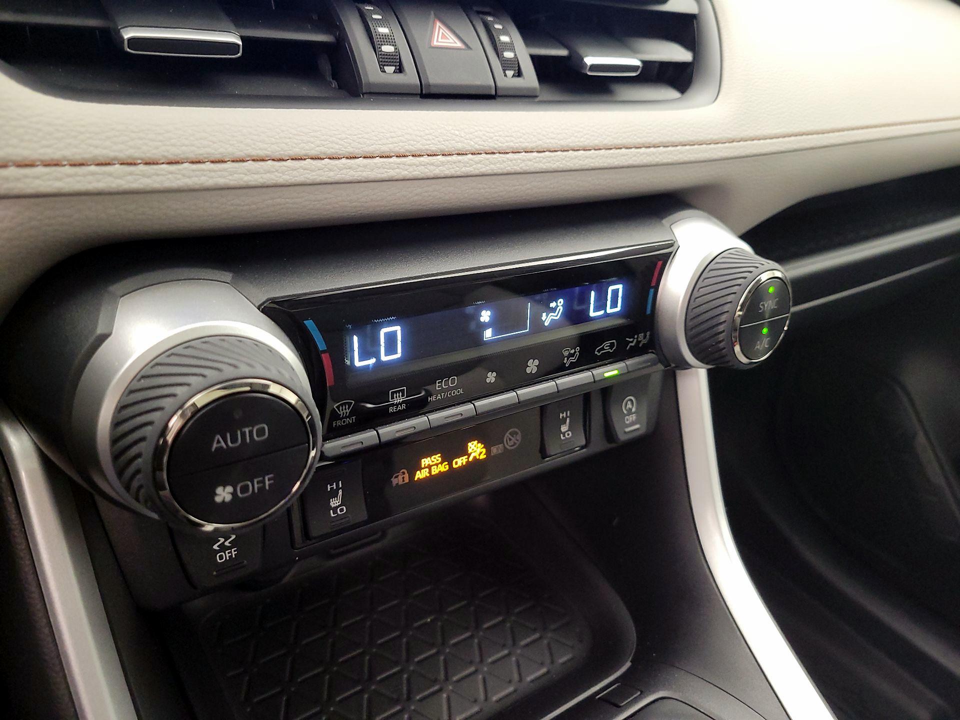 Thumbnail: 2024 Toyota RAV4 - 16