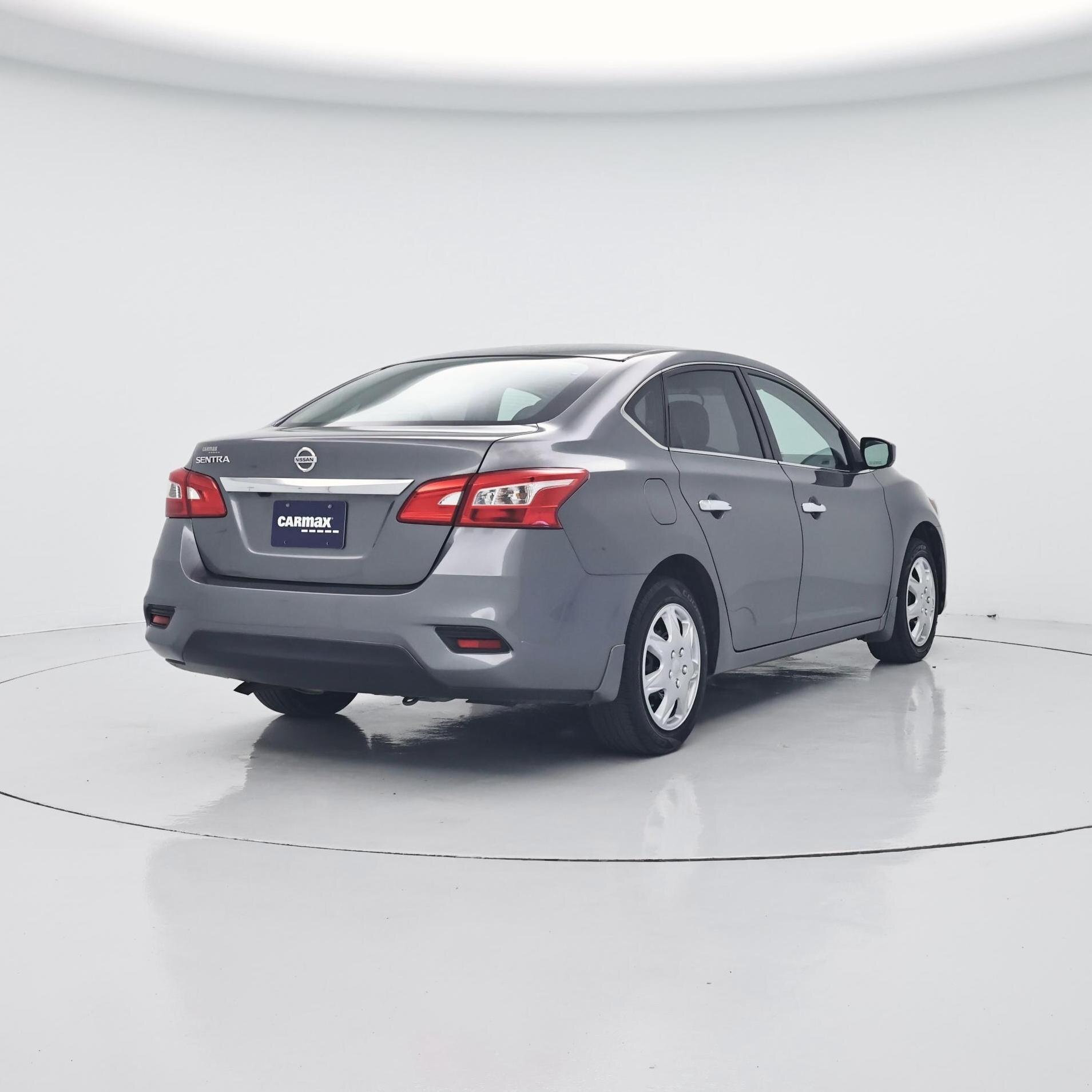 Thumbnail: 2019 Nissan Sentra - 8