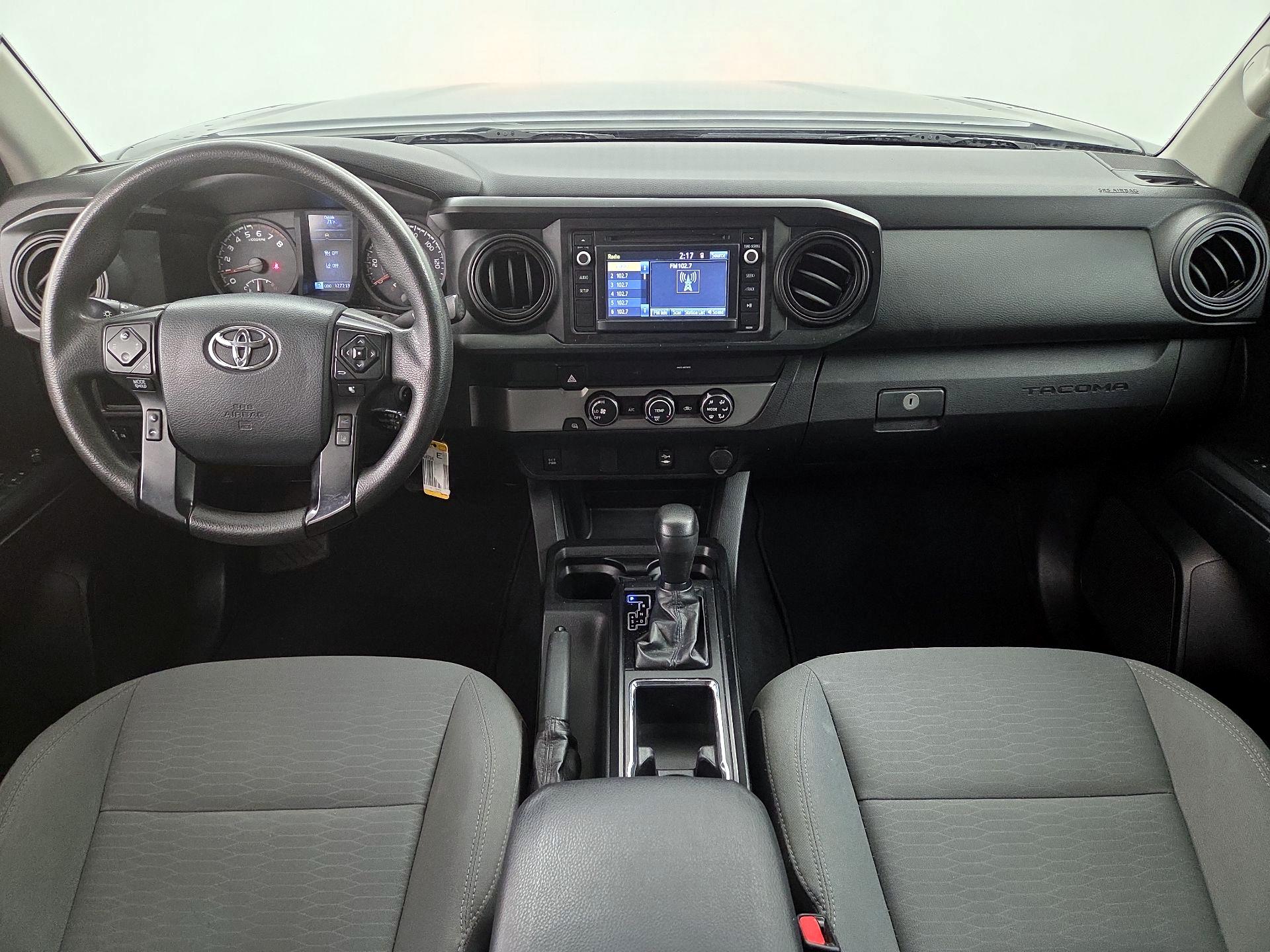 Thumbnail: 2019 Toyota Tacoma - 9