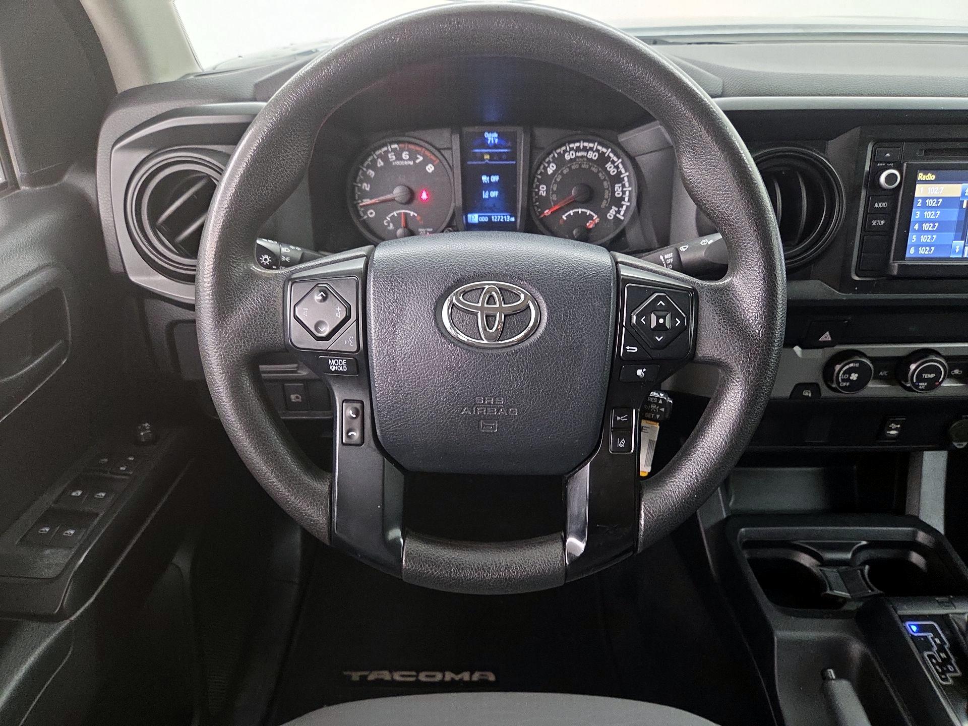Thumbnail: 2019 Toyota Tacoma - 10