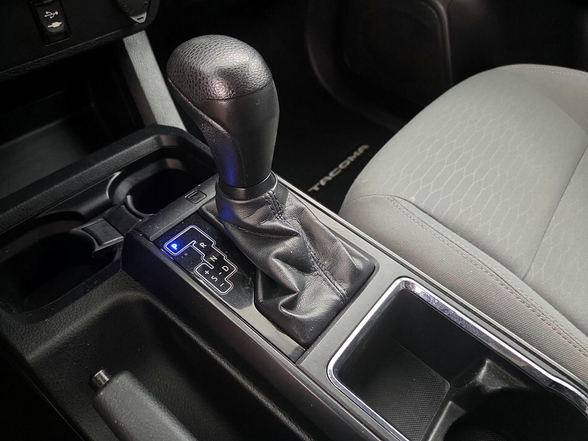 Thumbnail: 2019 Toyota Tacoma - 17