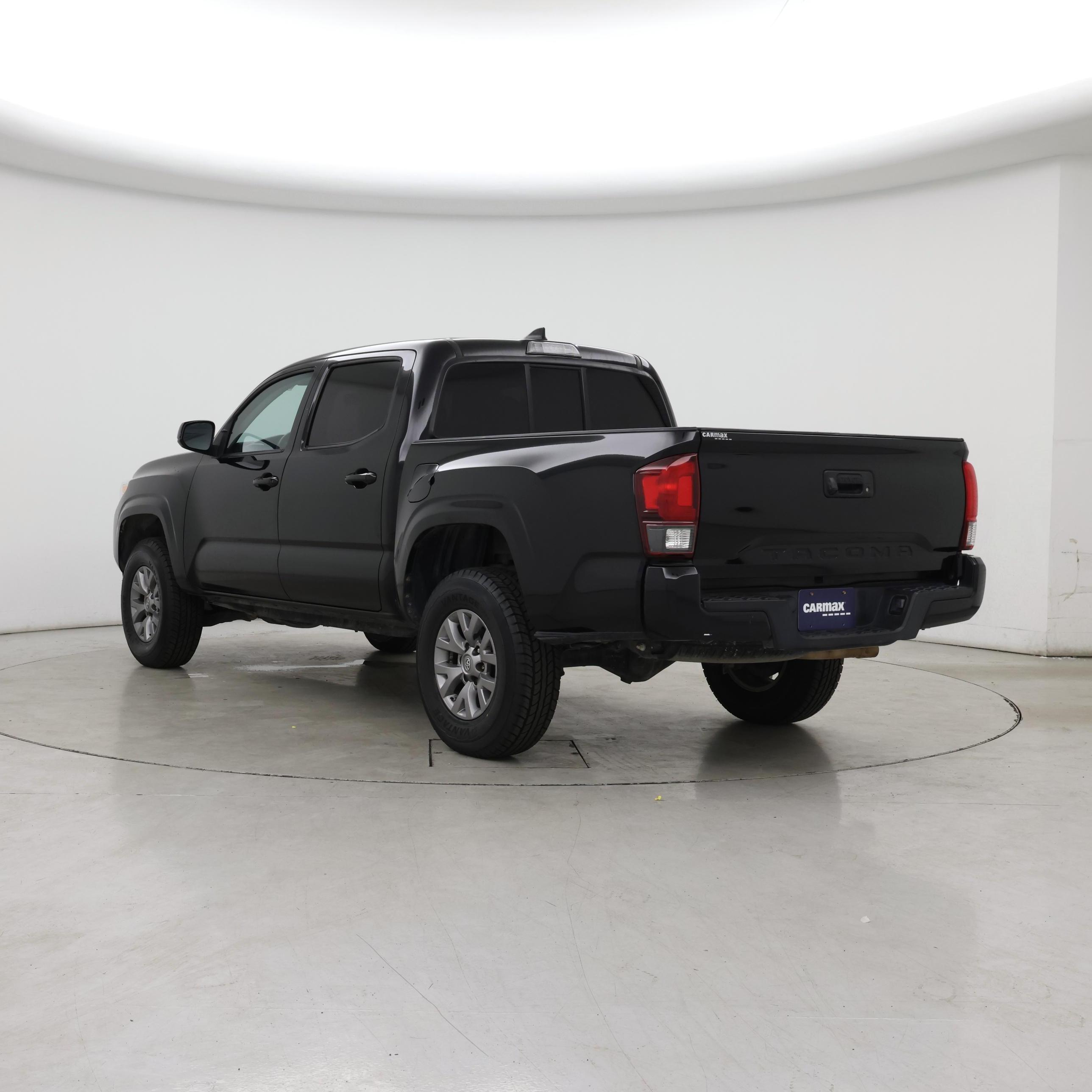Thumbnail: 2019 Toyota Tacoma - 2