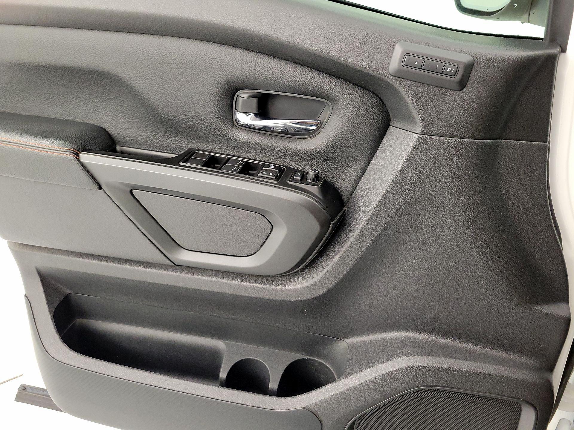 Thumbnail: 2023 Nissan Titan - 12