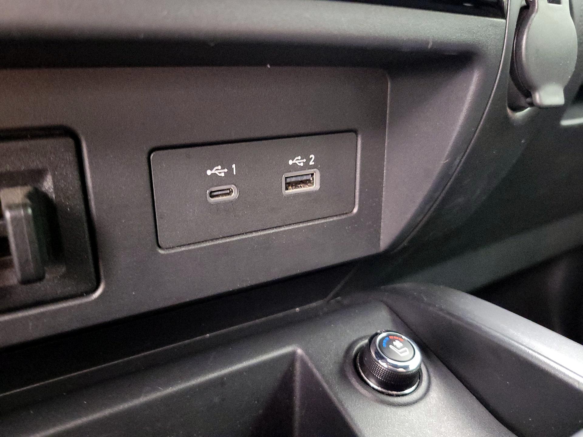 Thumbnail: 2023 Nissan Titan - 19