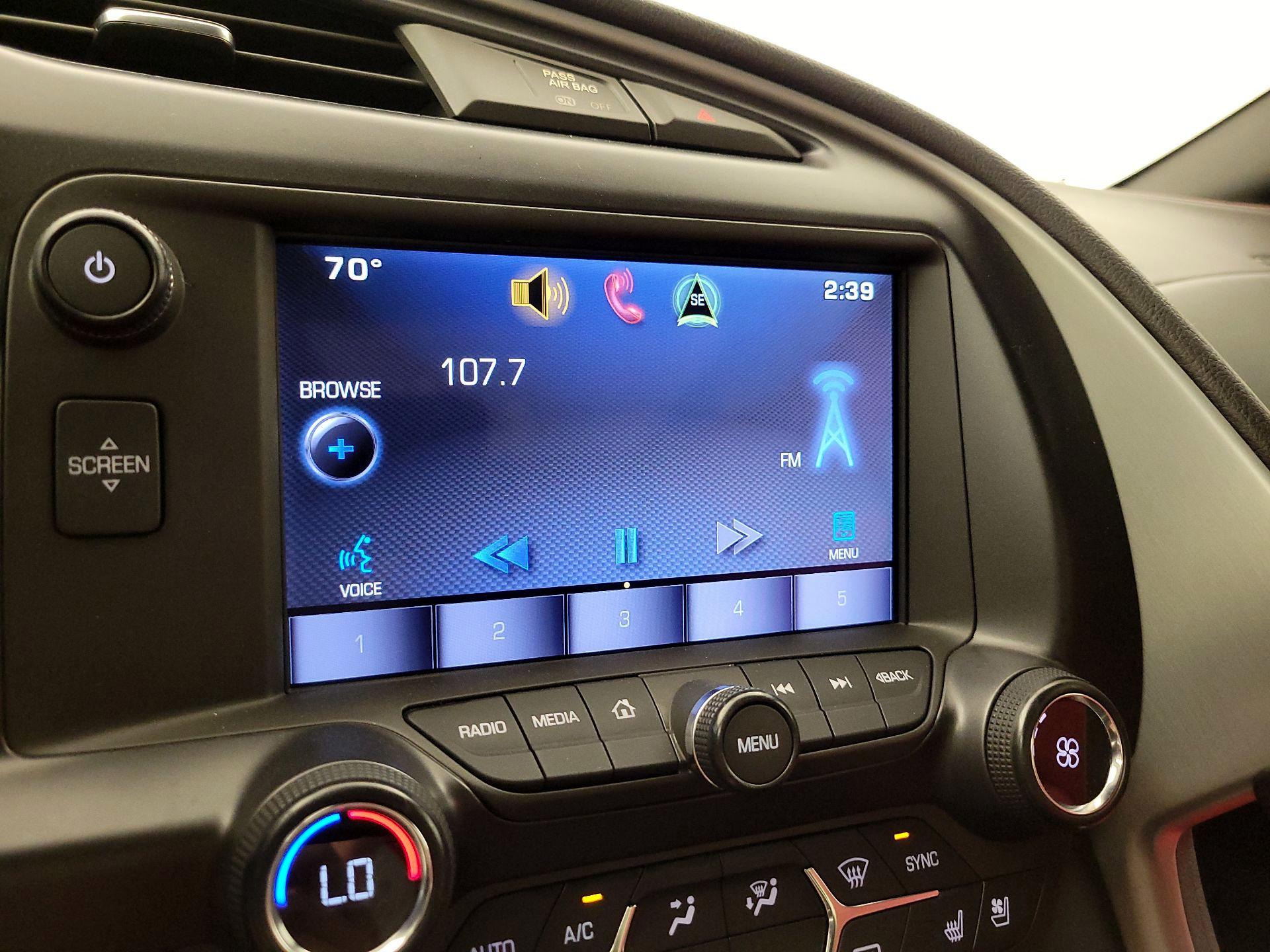 Thumbnail: 2015 Chevrolet Corvette - 15