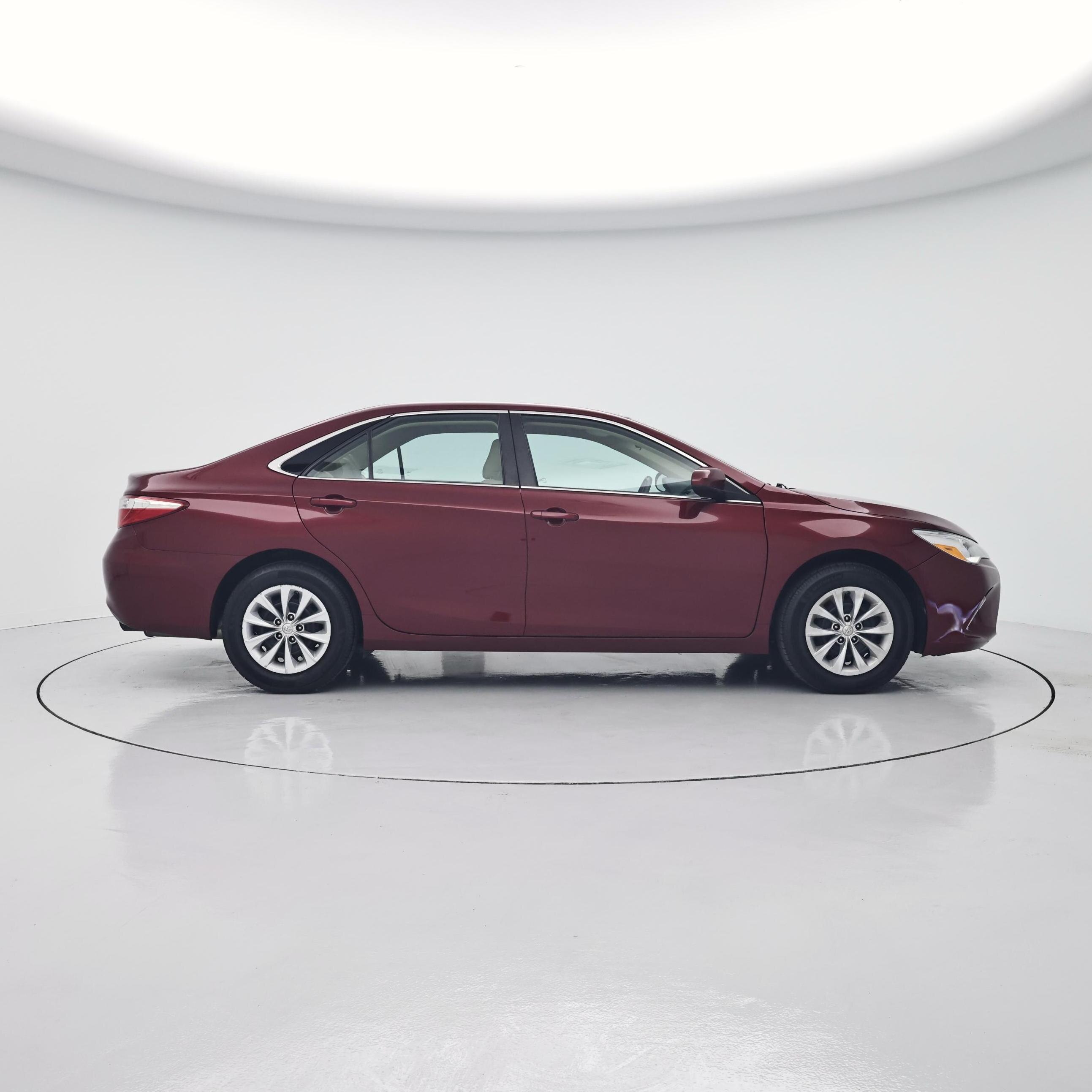 Thumbnail: 2016 Toyota Camry - 7