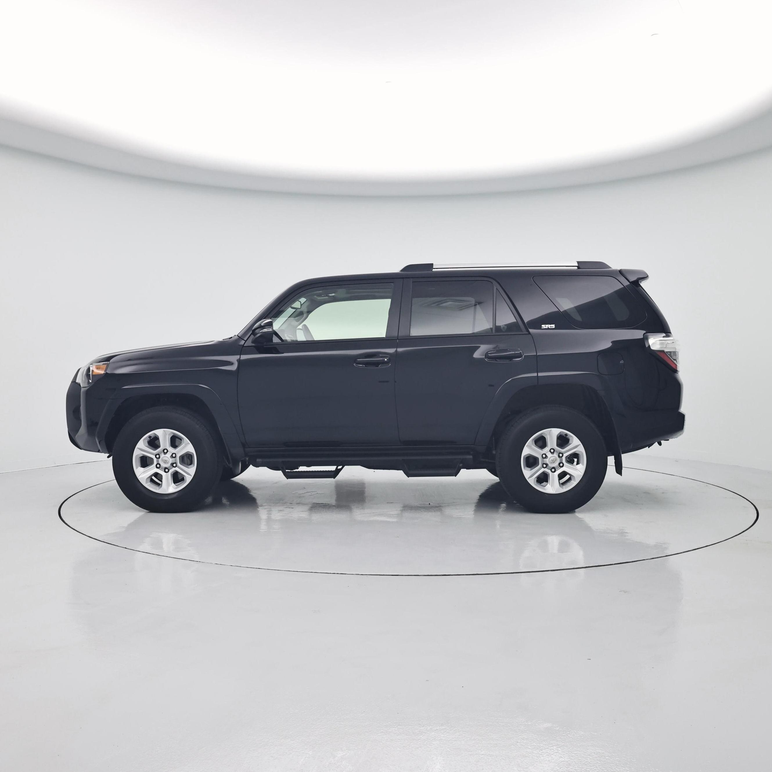 Thumbnail: 2022 Toyota 4Runner - 3