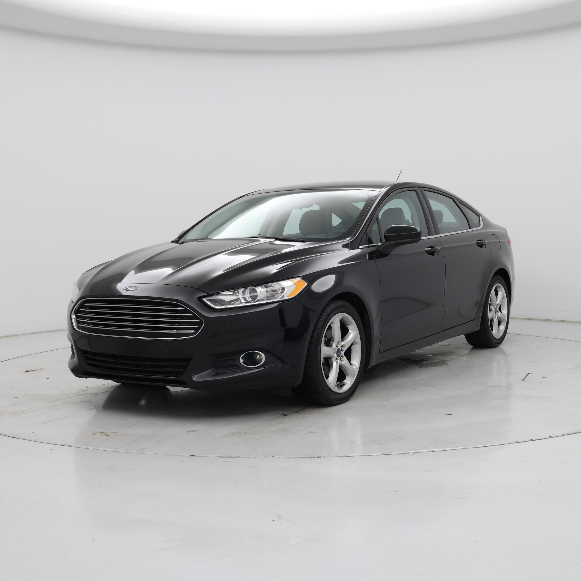 Thumbnail: 2016 Ford Fusion - 4