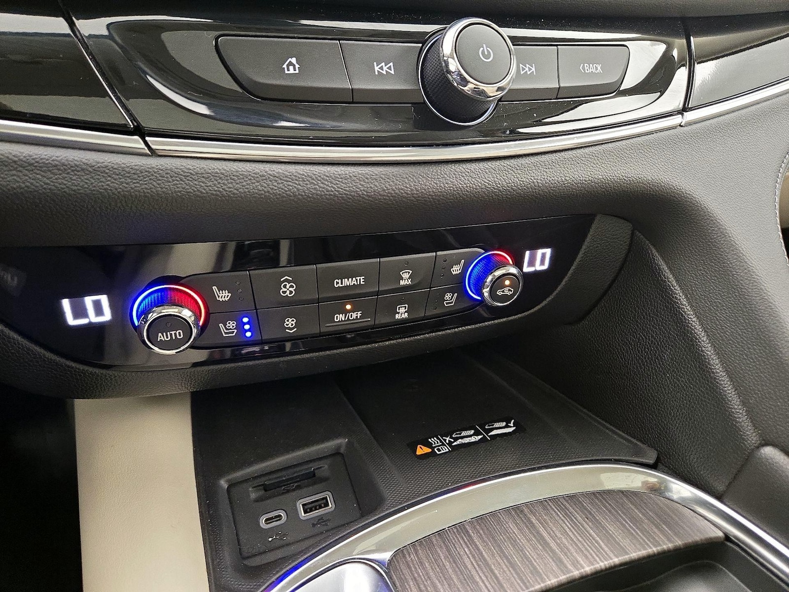 2024 Buick Enclave Avenir - Photo 17