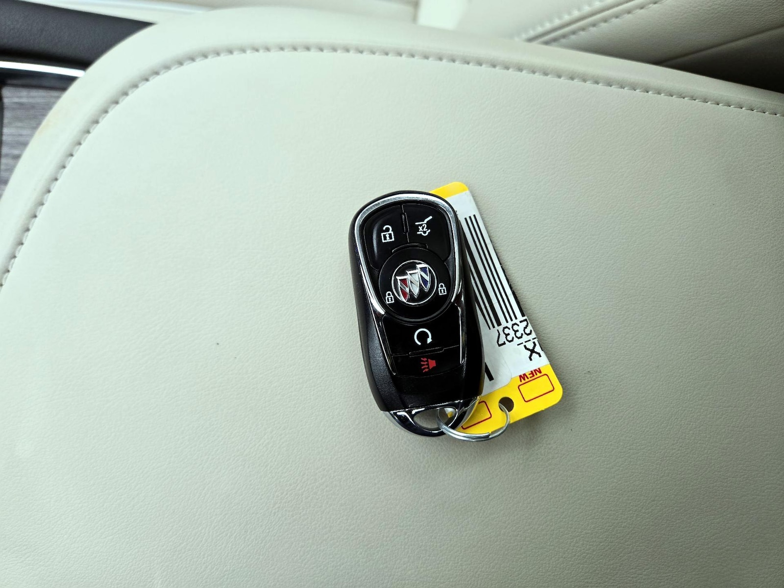 2024 Buick Enclave Avenir - Photo 28