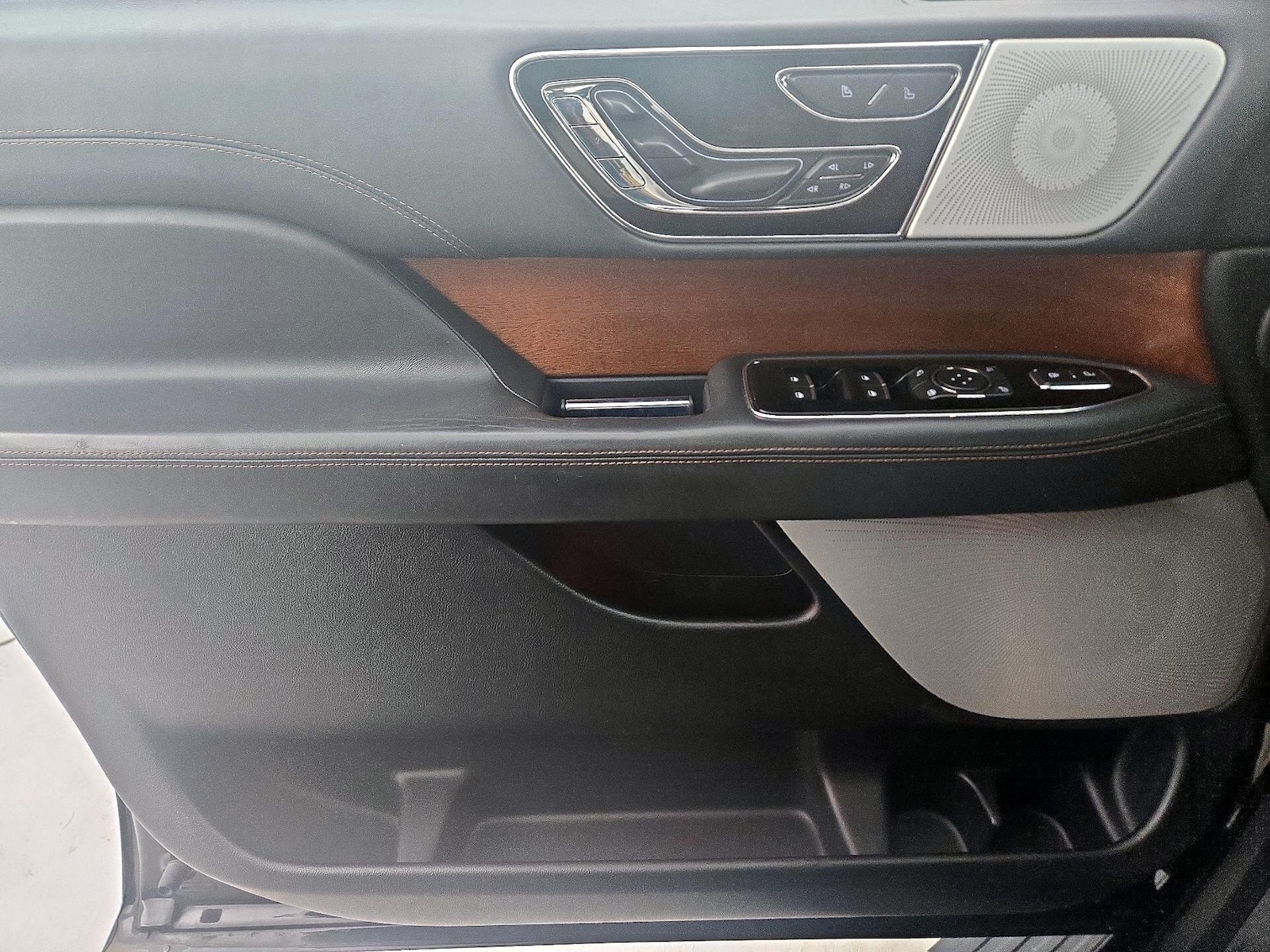 2022 Lincoln Navigator Black Label - Photo 13