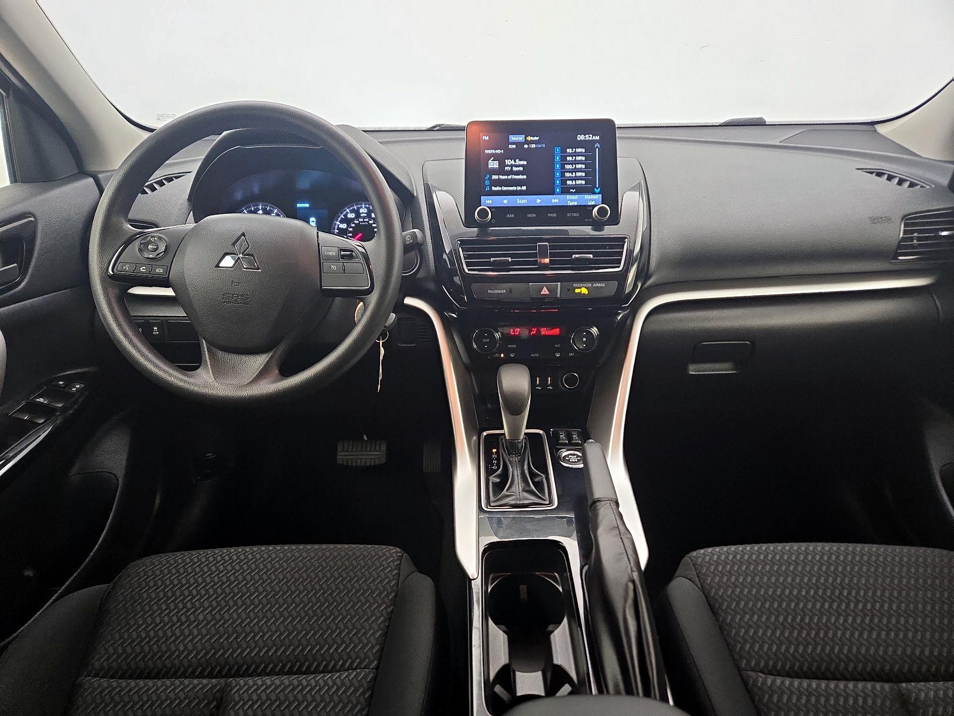Thumbnail: 2023 Mitsubishi Eclipse Cross - 9