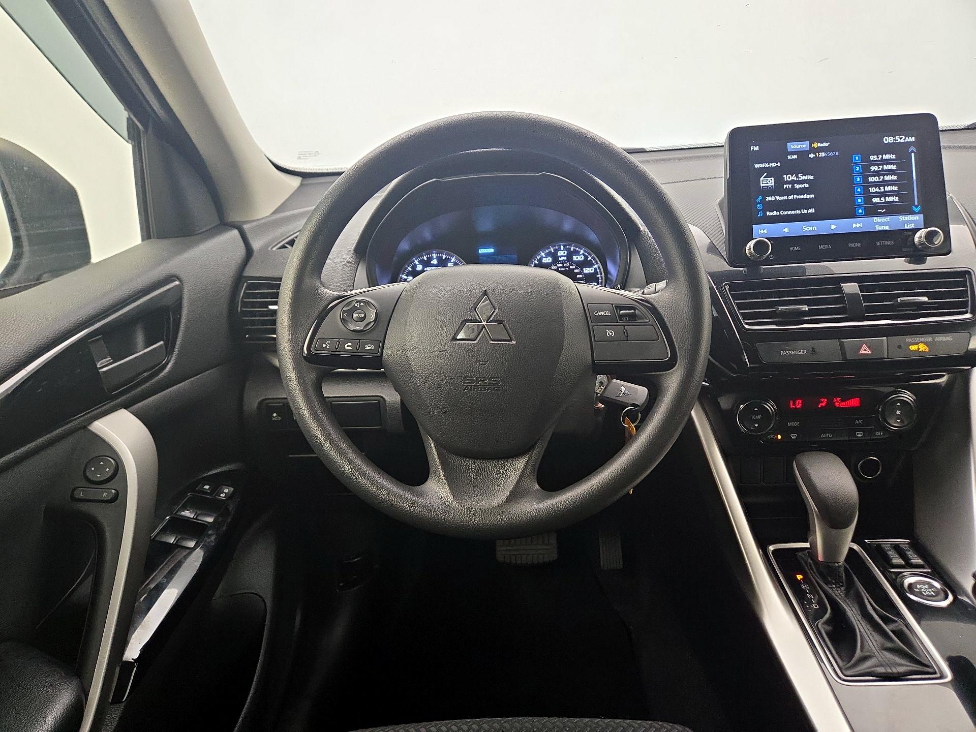 Thumbnail: 2023 Mitsubishi Eclipse Cross - 10